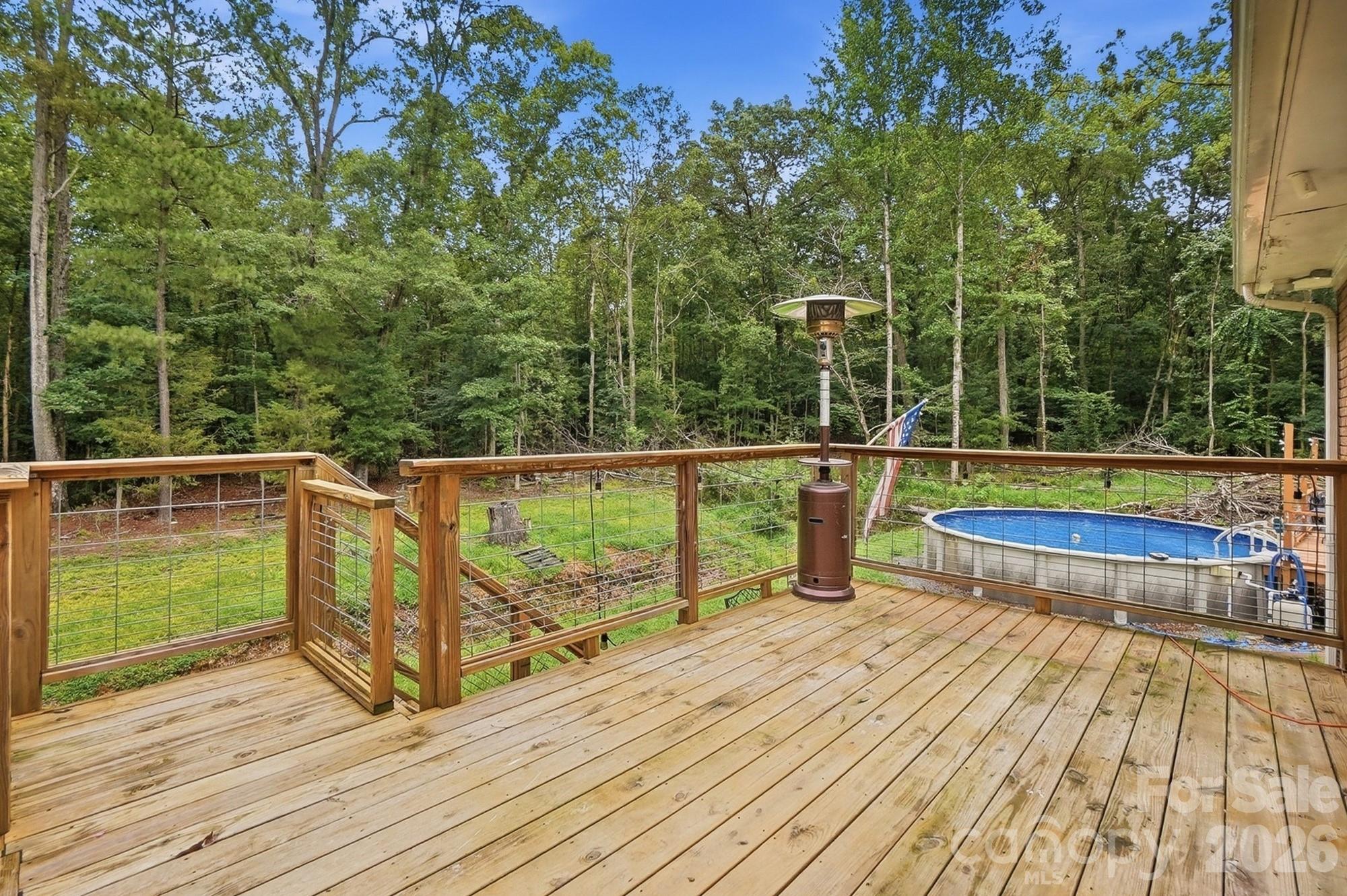 1021 Wedgewood Road — Lancaster