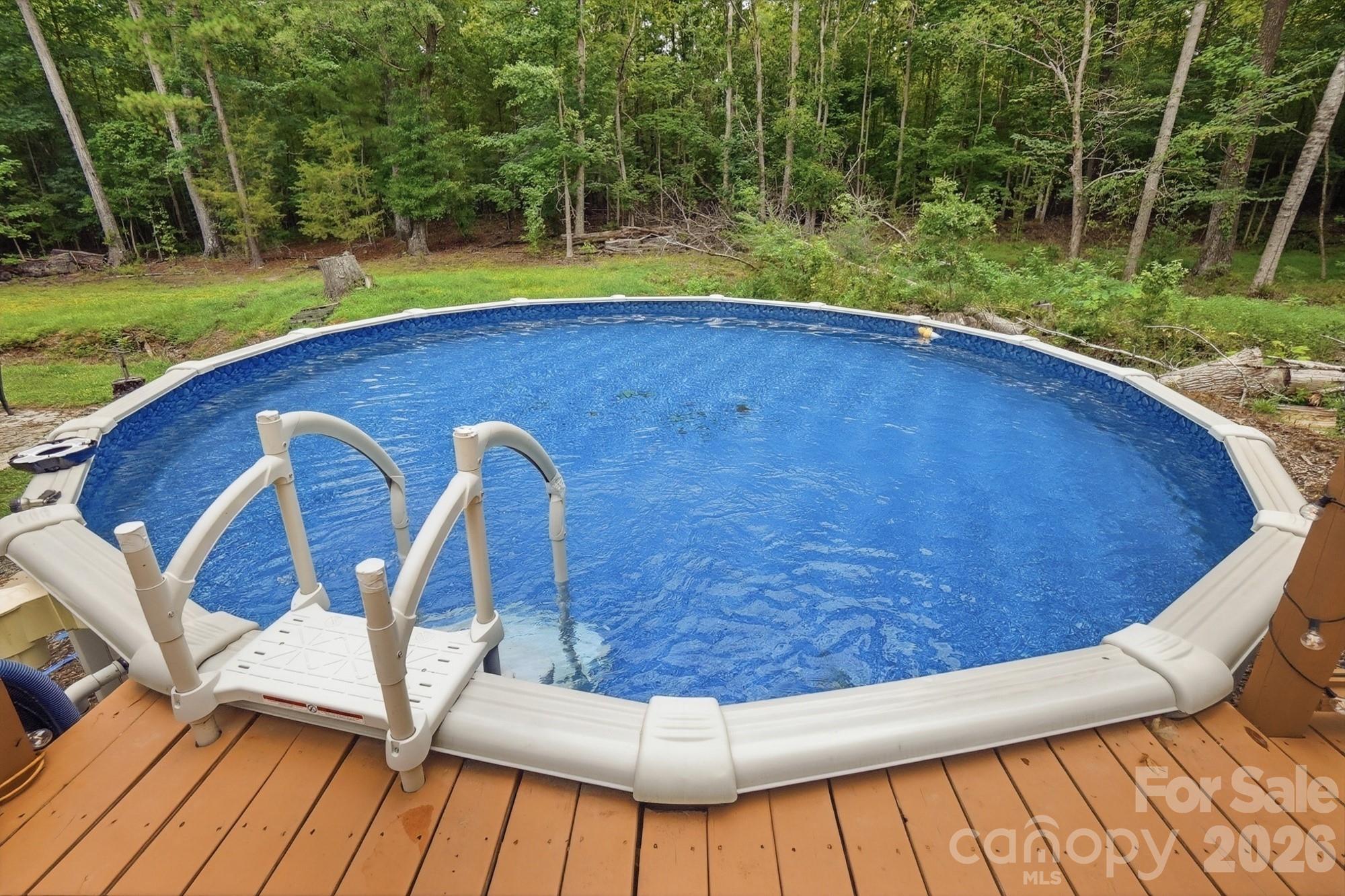 1021 Wedgewood Road — Lancaster