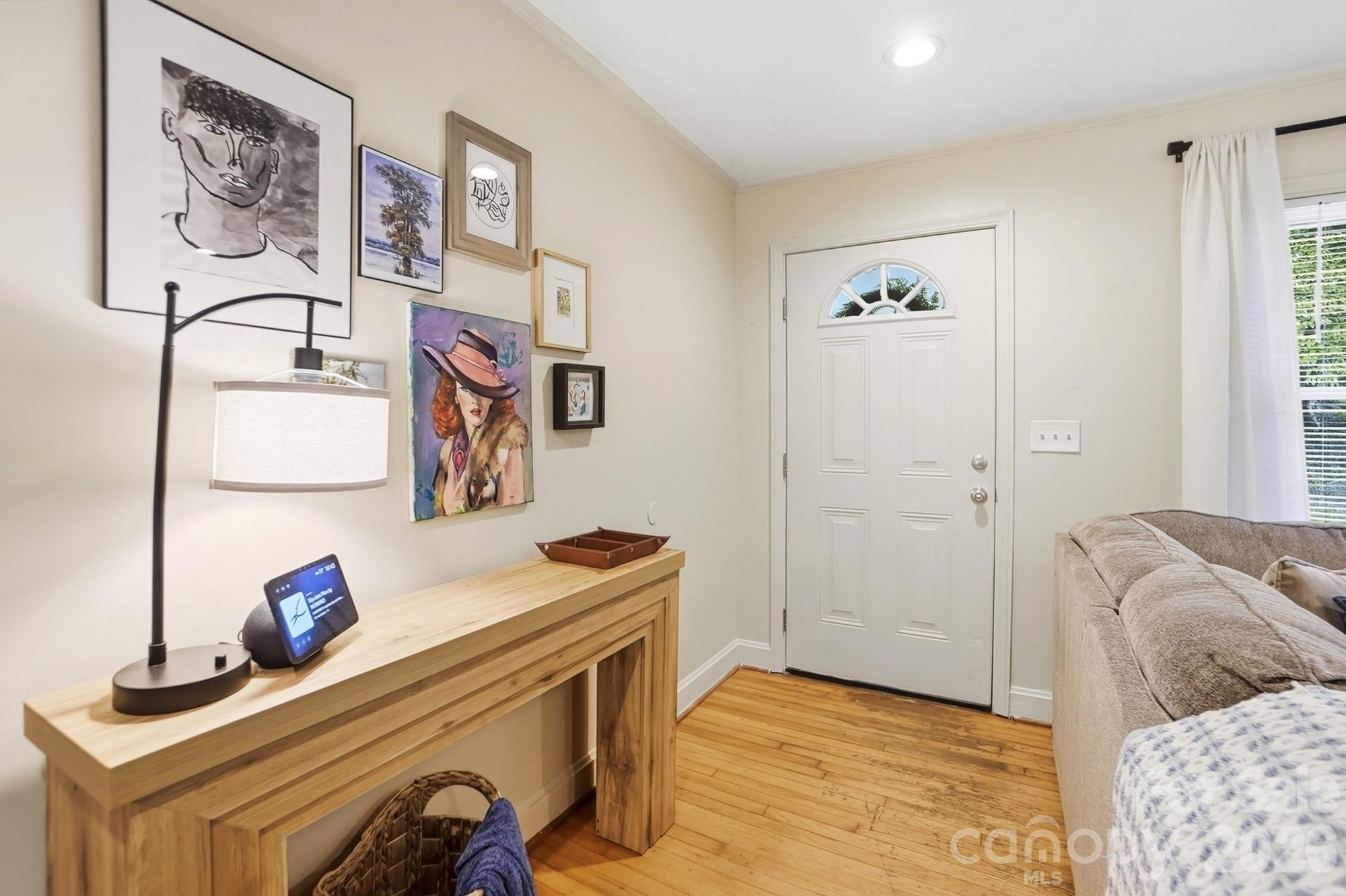 1021 Wedgewood Road — Lancaster