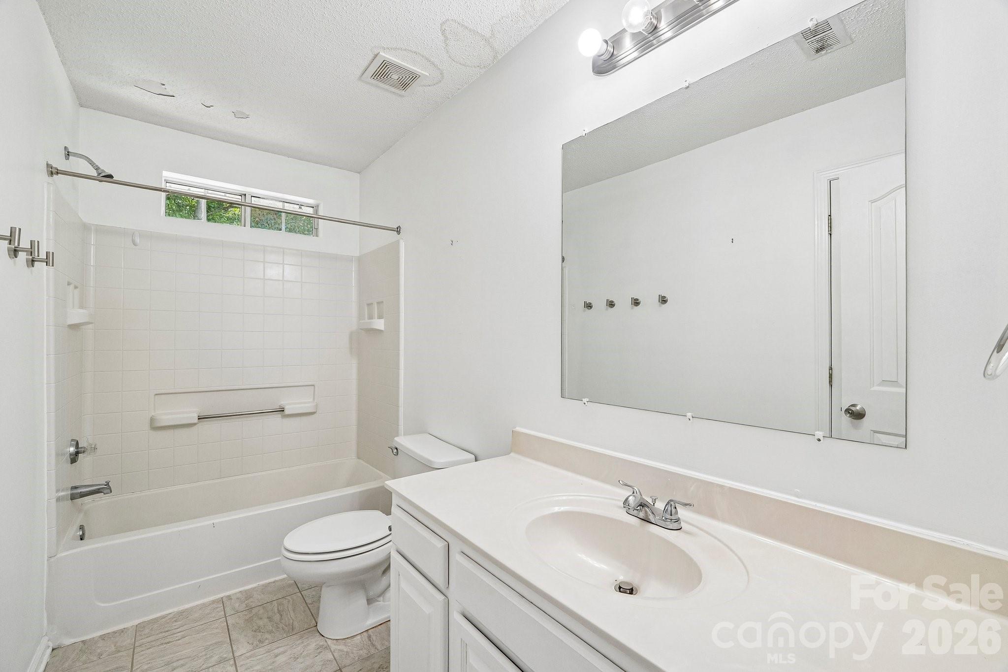 12119 Meadow Post Lane — Charlotte