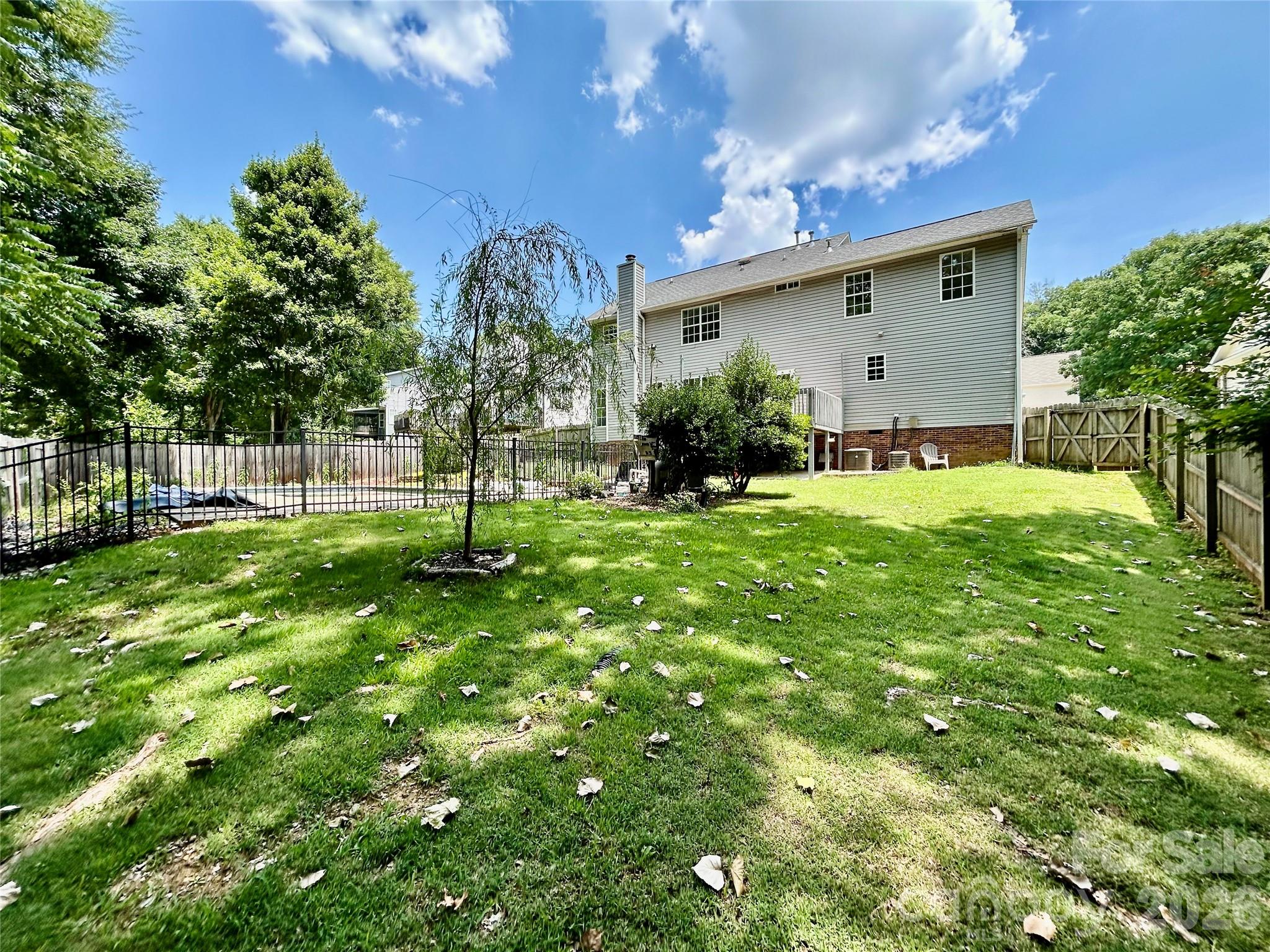 12119 Meadow Post Lane — Charlotte
