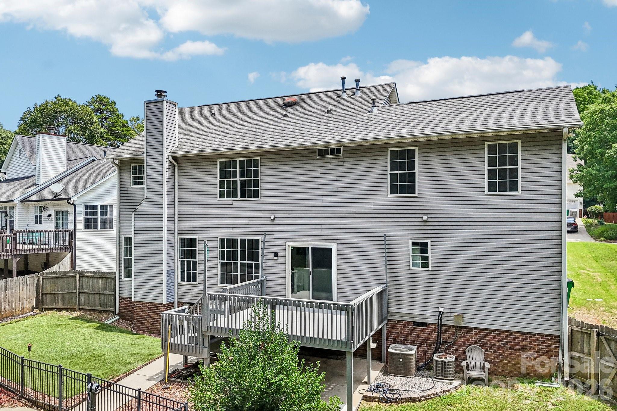 12119 Meadow Post Lane — Charlotte