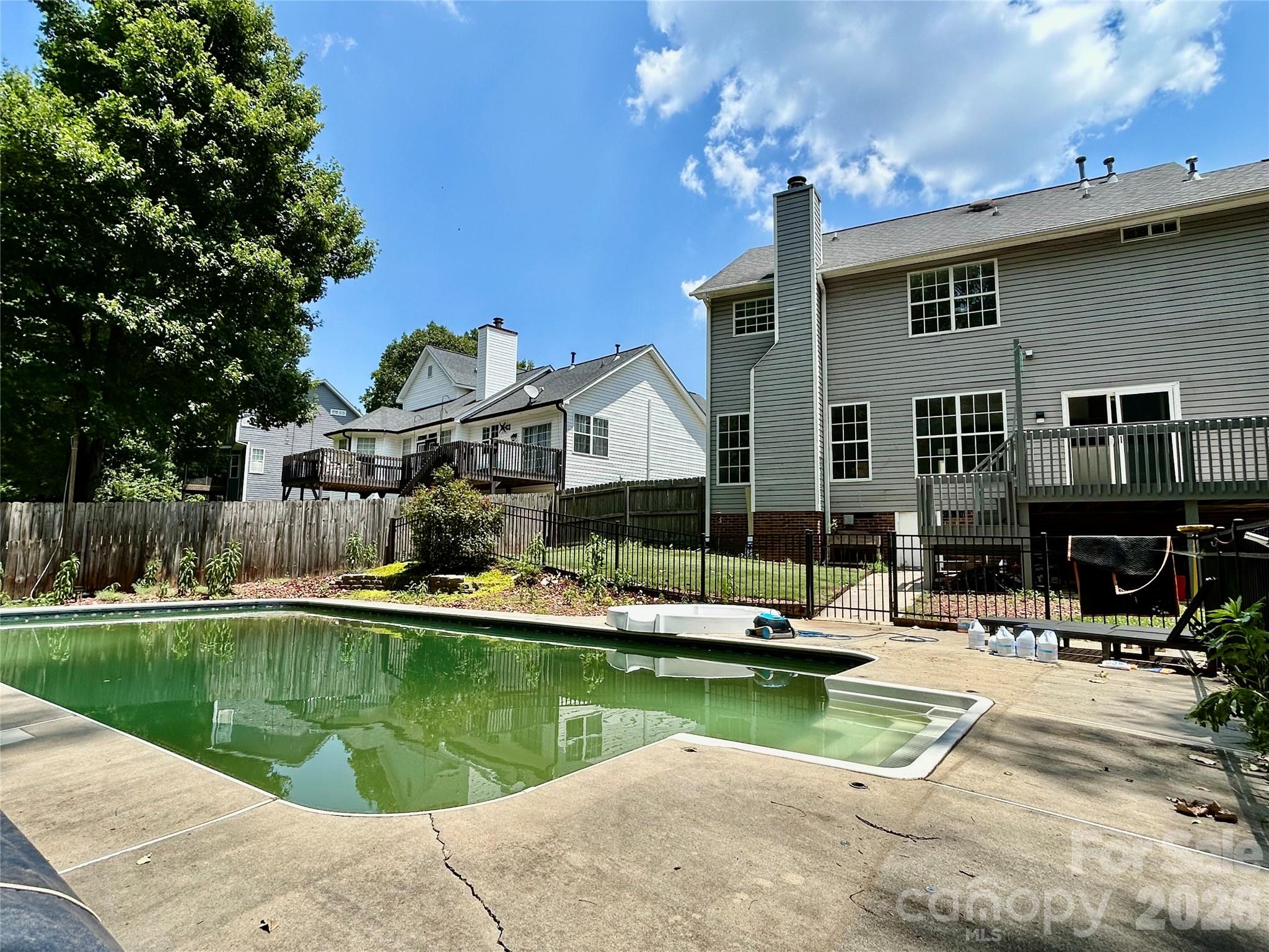 12119 Meadow Post Lane — Charlotte