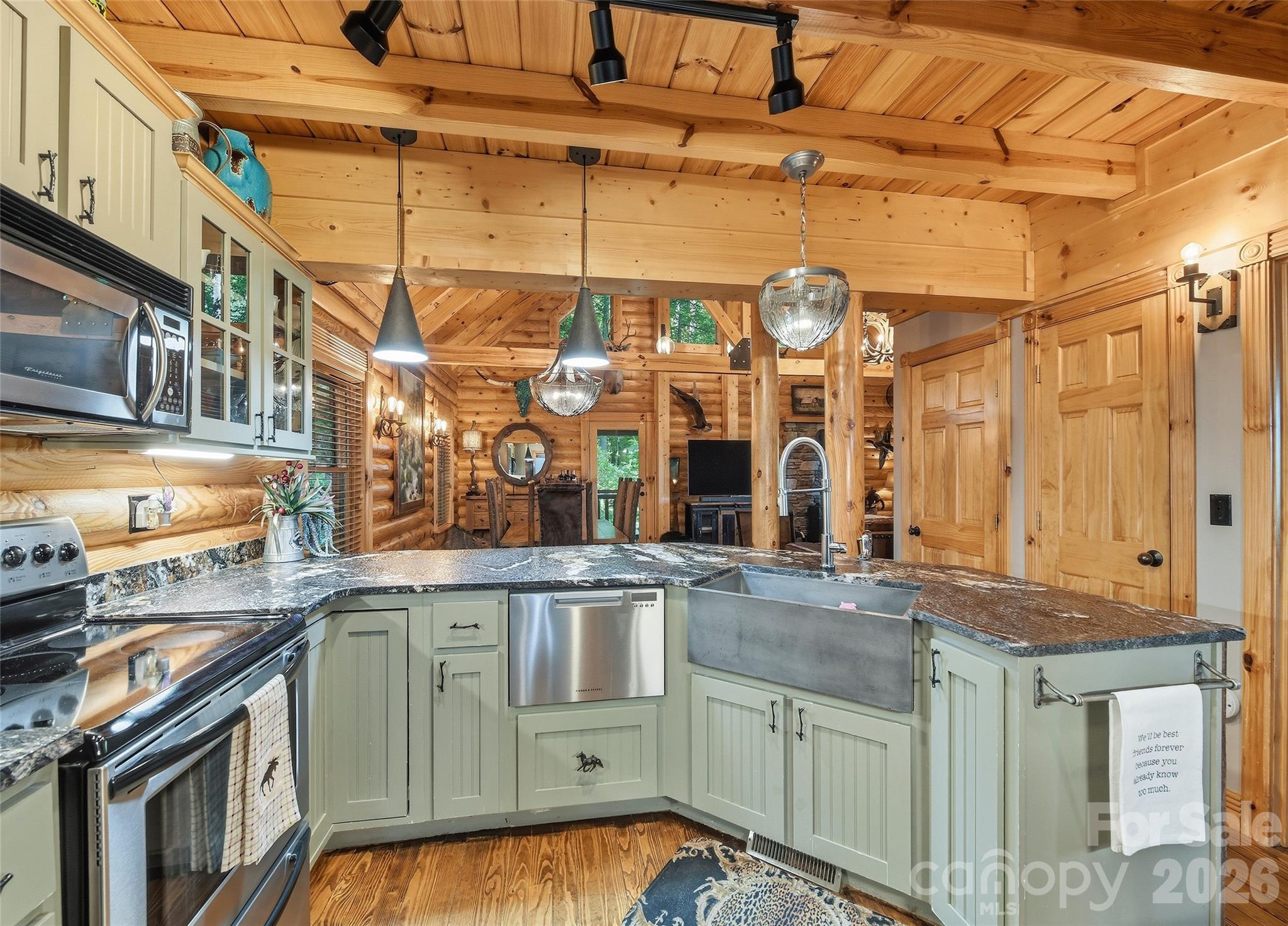 26 Tawodi Trail — Maggie Valley