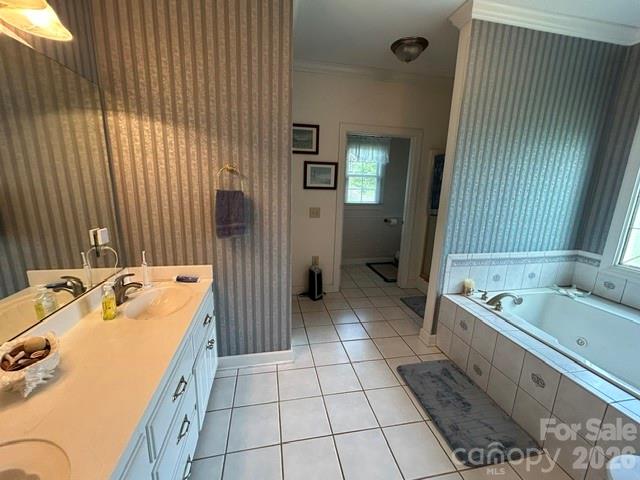343 Countryside Drive — Forest City