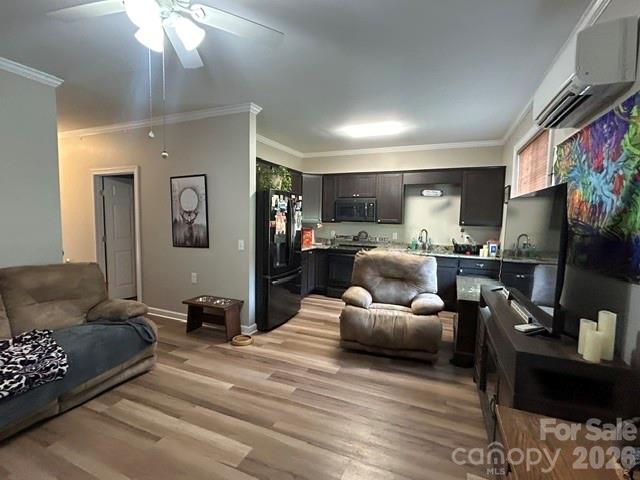 343 Countryside Drive — Forest City