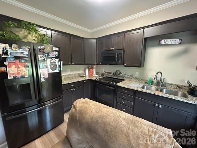 343 Countryside Drive — Forest City