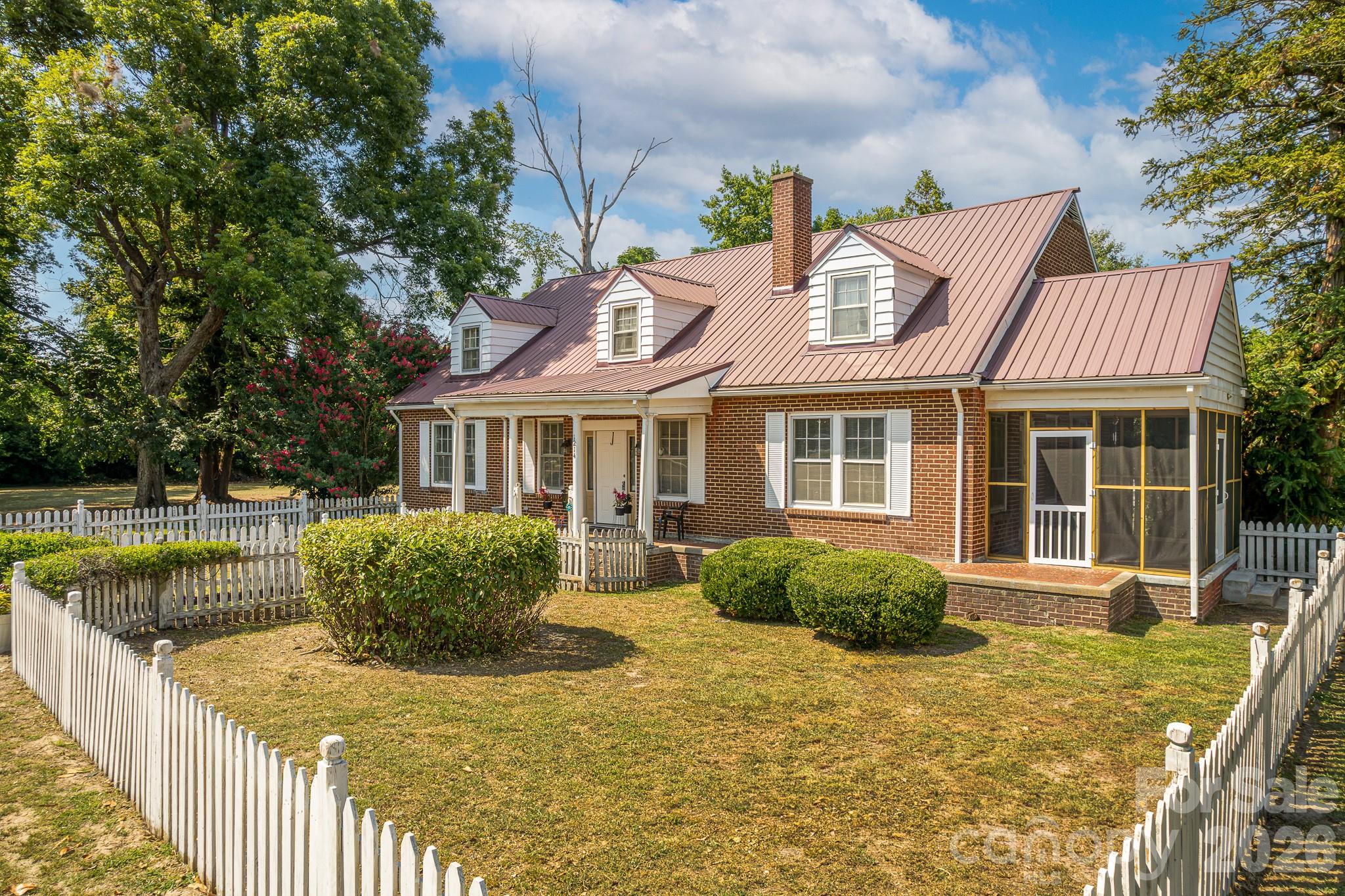 1214 NC 24 And 50 Highway — Warsaw