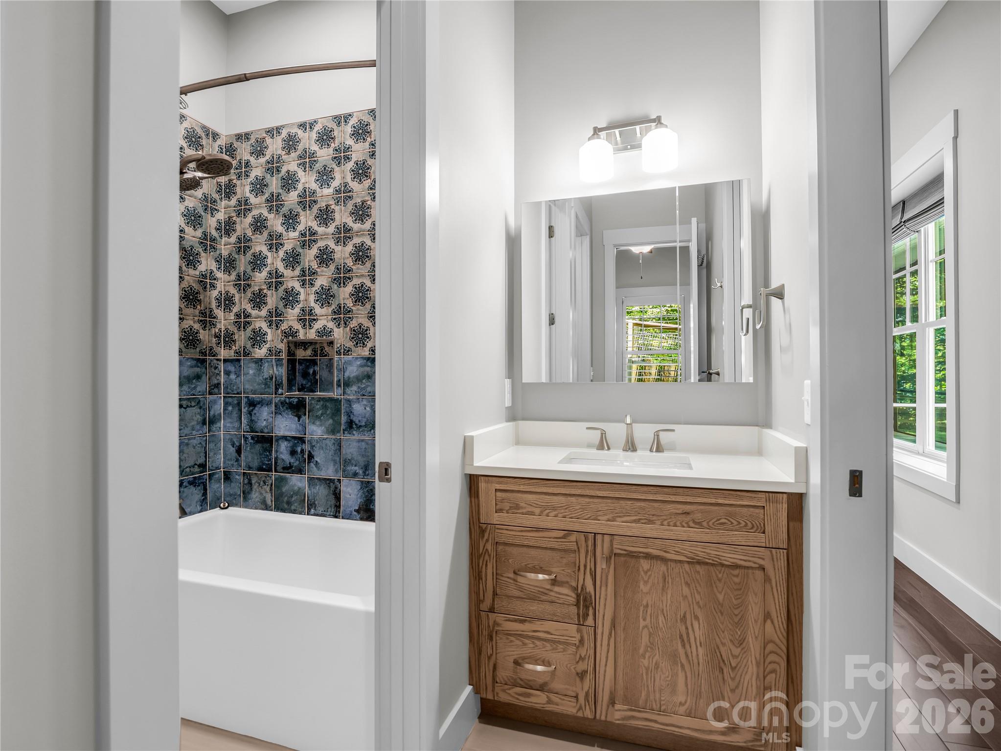 122 Cisco Road — Asheville