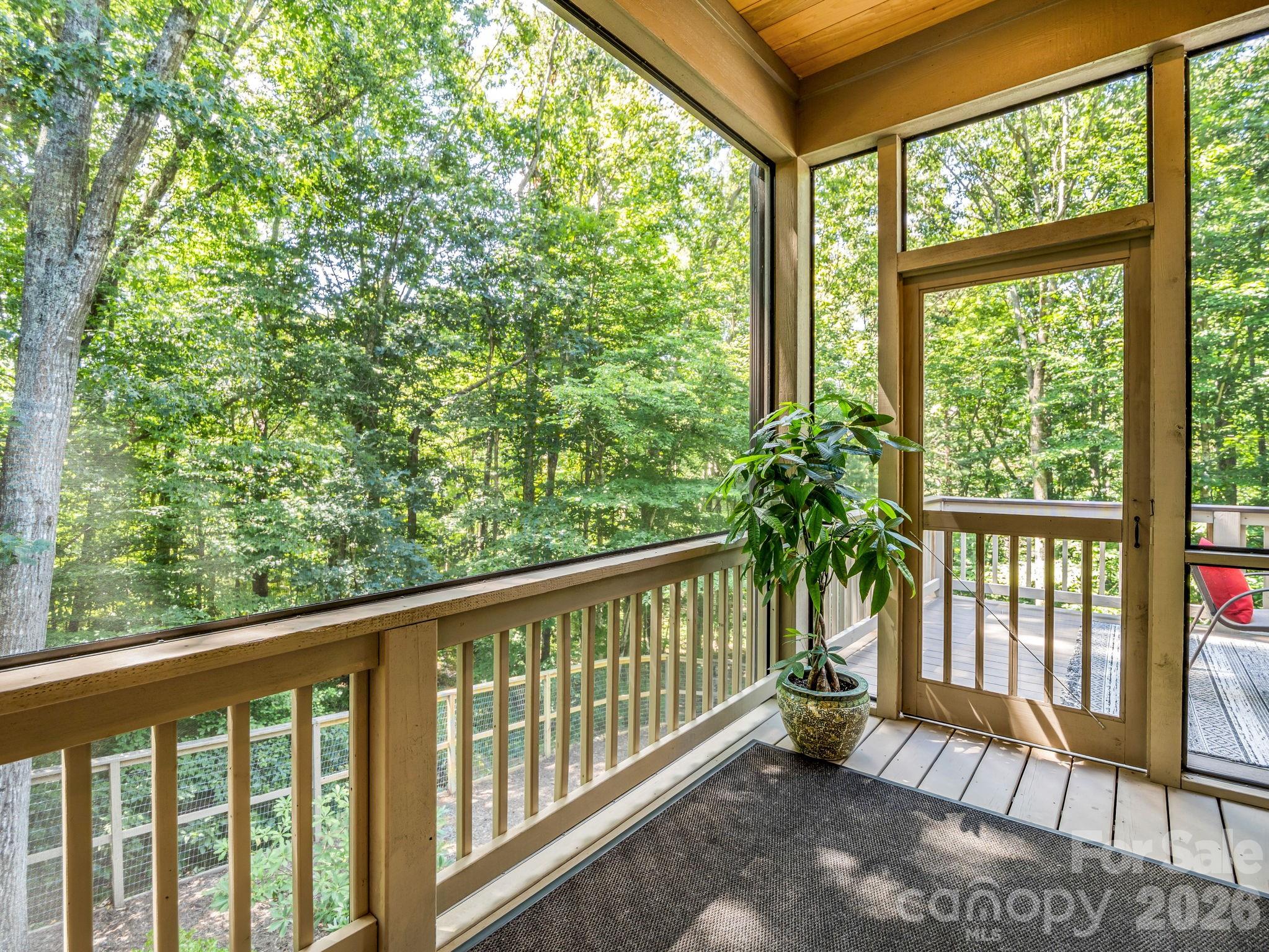 122 Cisco Road — Asheville