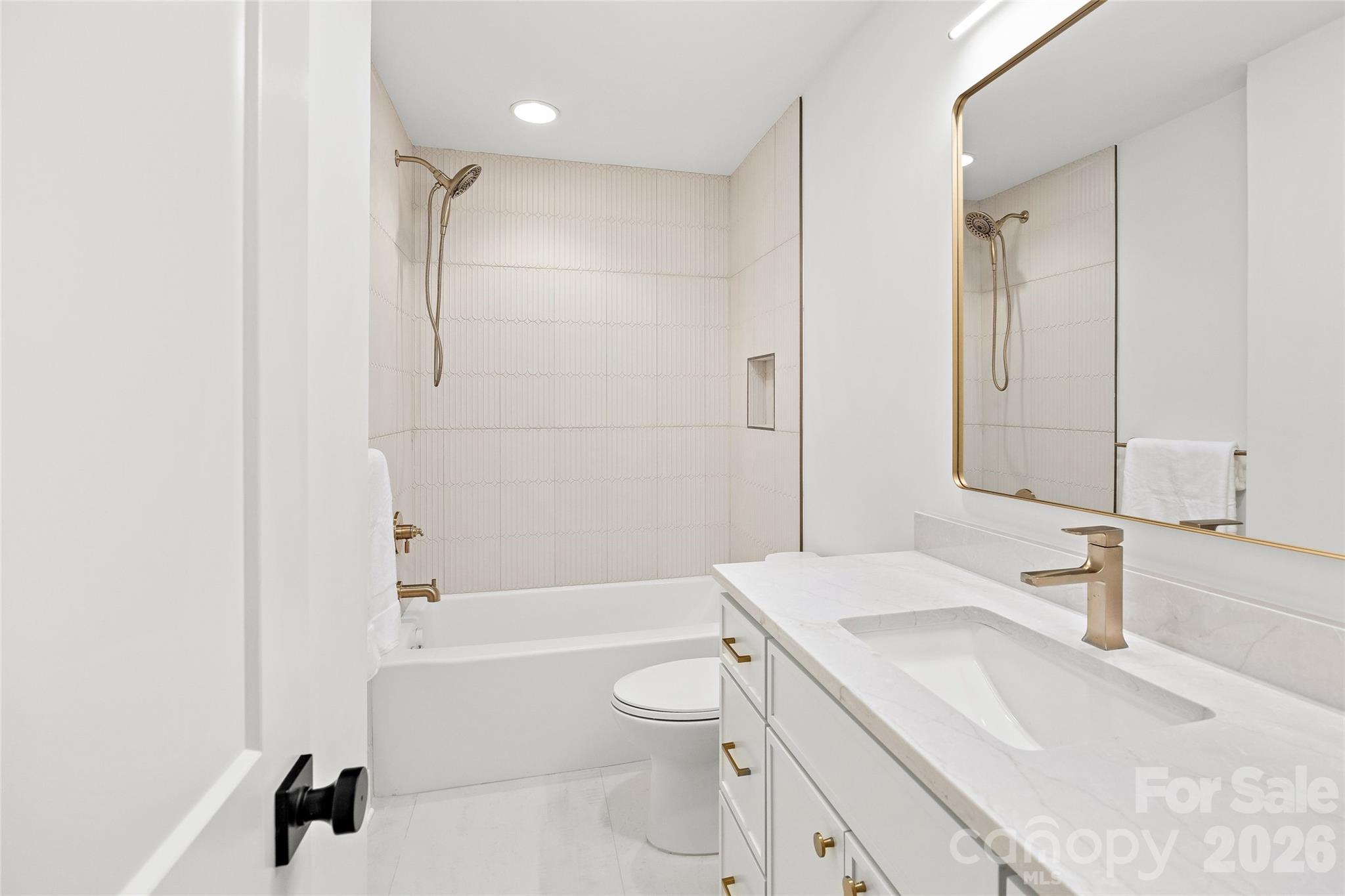 2600 Vardall Court — Charlotte