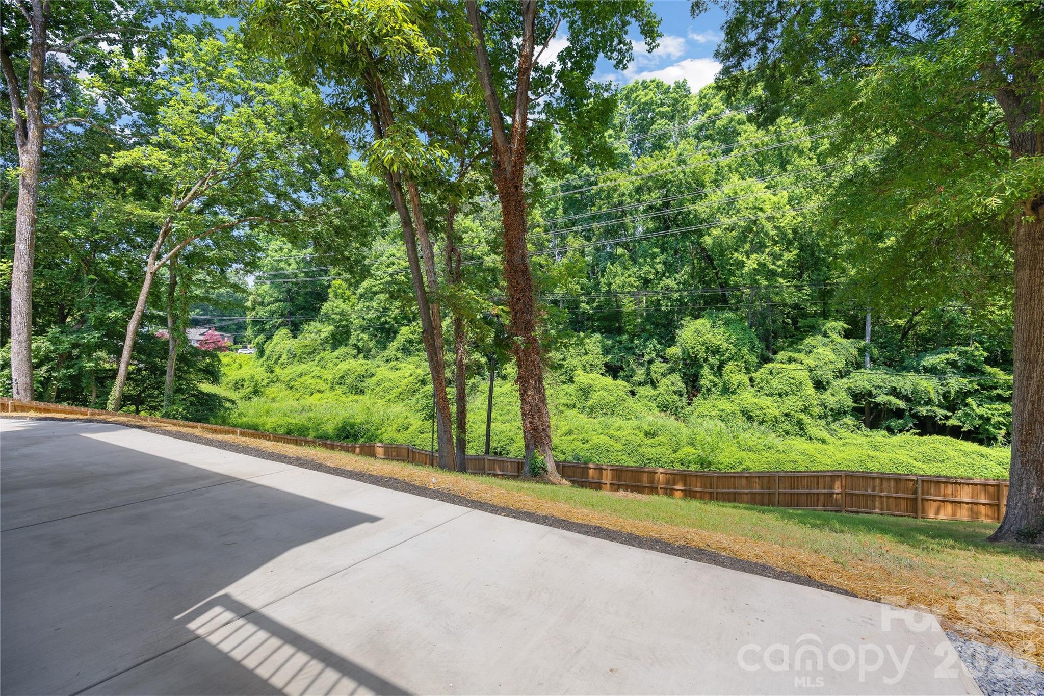 2600 Vardall Court — Charlotte