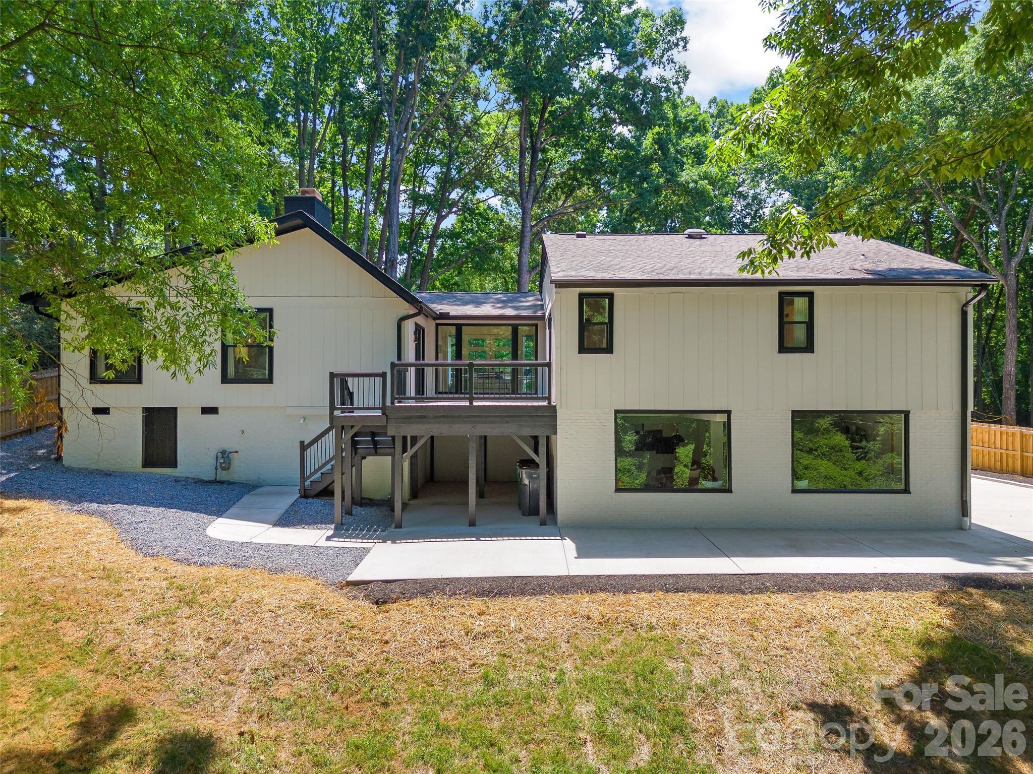 2600 Vardall Court — Charlotte
