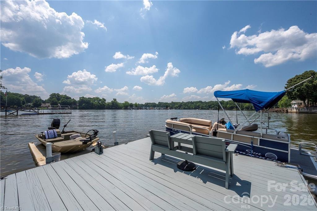 2113 Warf Road — Lexington