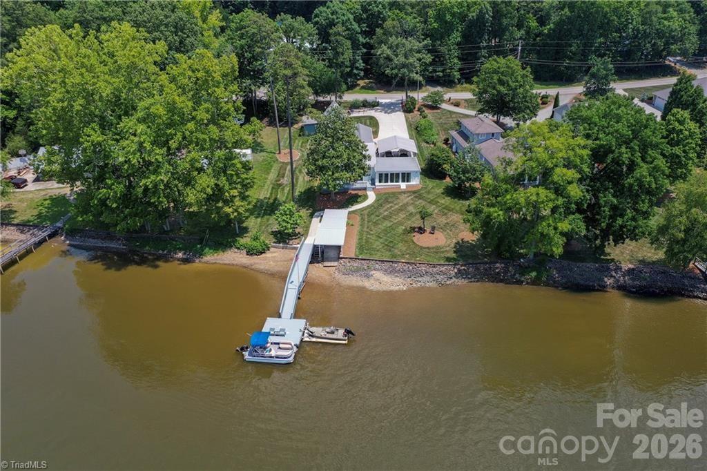 2113 Warf Road — Lexington