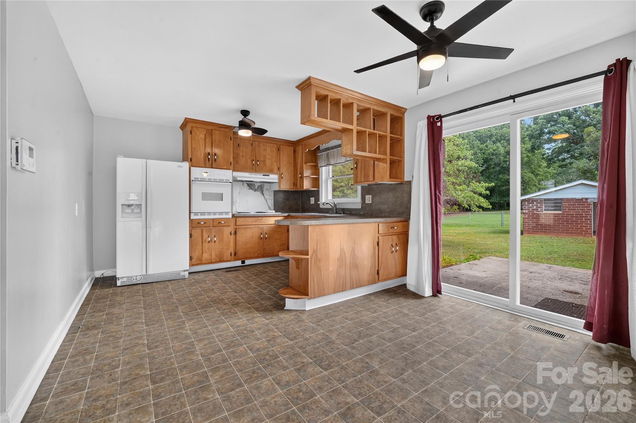 1717 Emmanuel Church Road — Conover