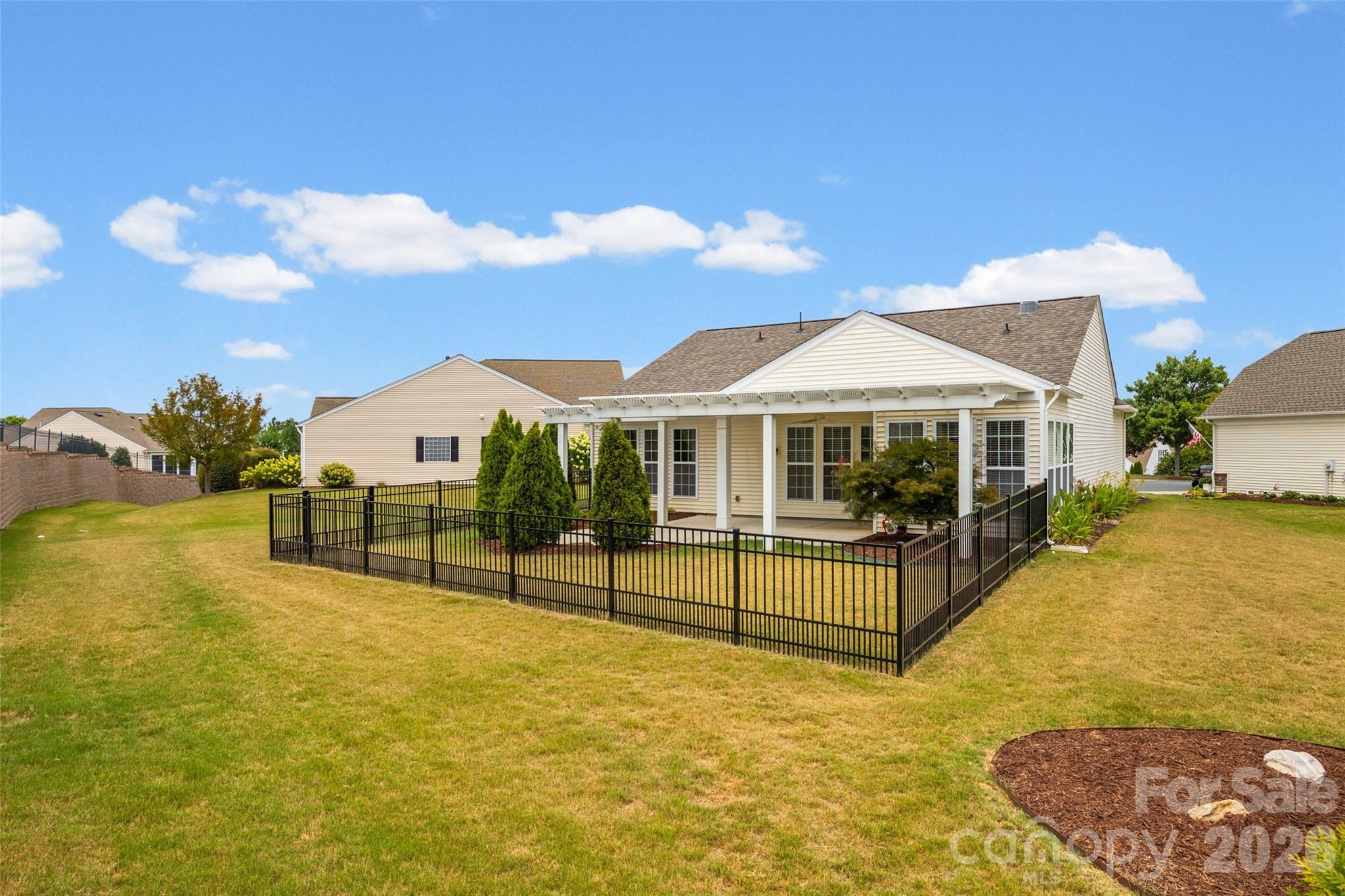 2027 Maned Goose Court — Fort Mill