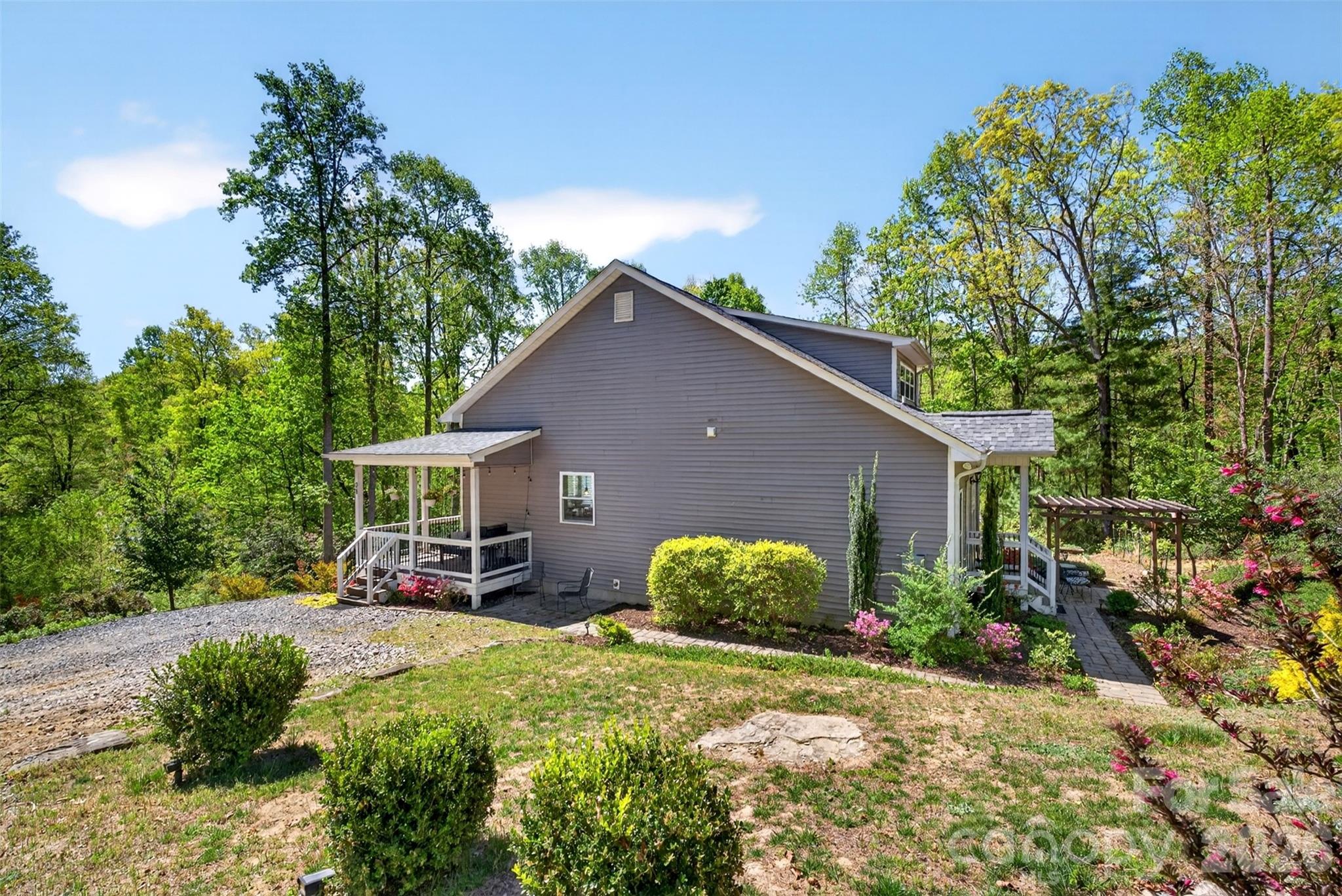 38 Pine Hill Road — Fairview