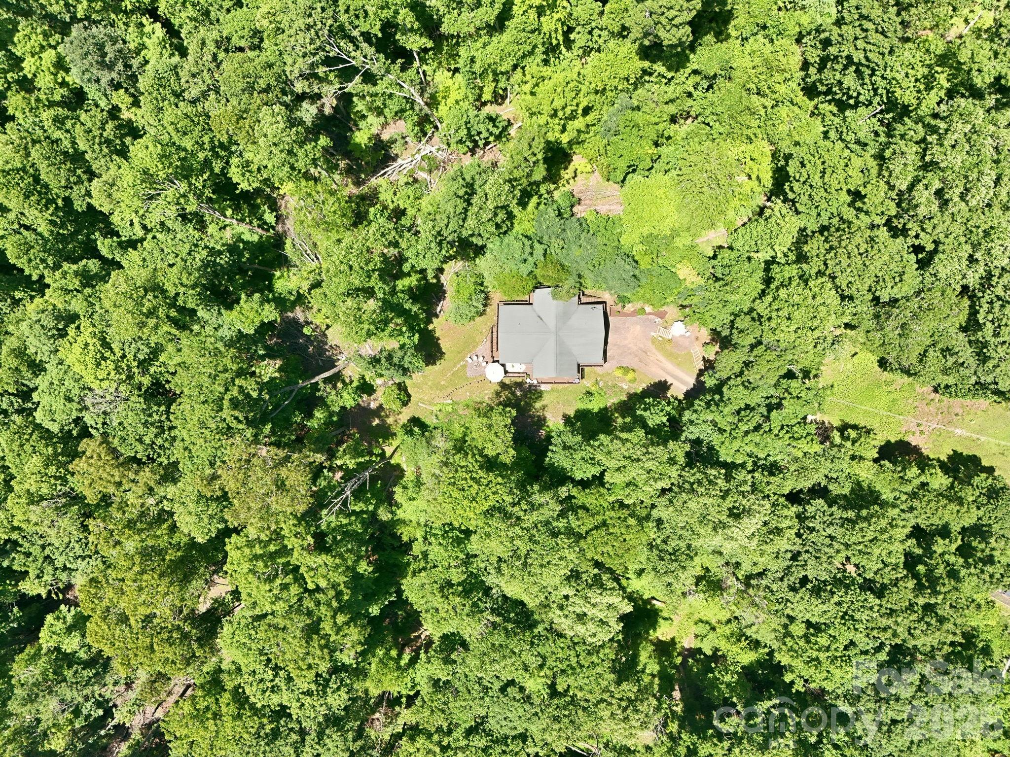 619 Leisure Lane — Burnsville