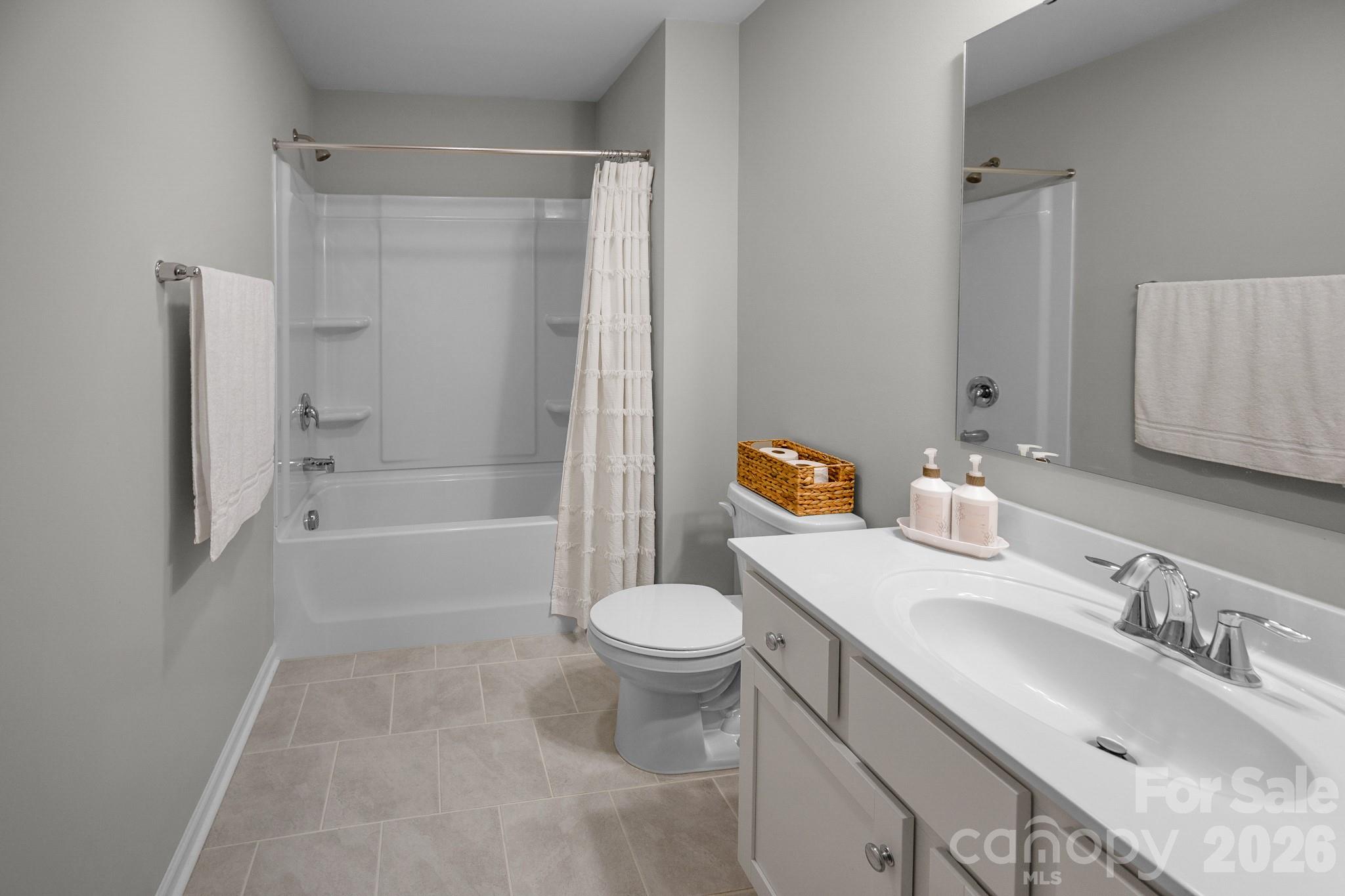 5080 Mooreland Oaks Way — Mount Holly