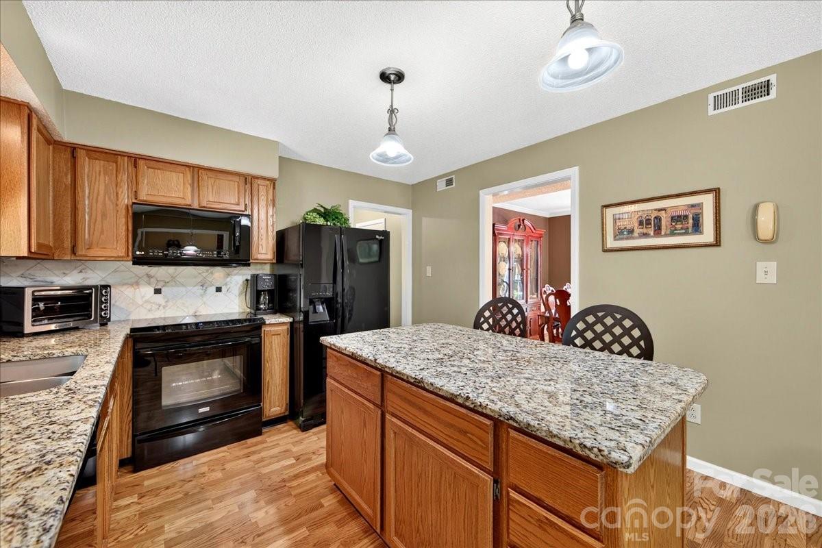 505 Glen Ellyn Court — Charlotte