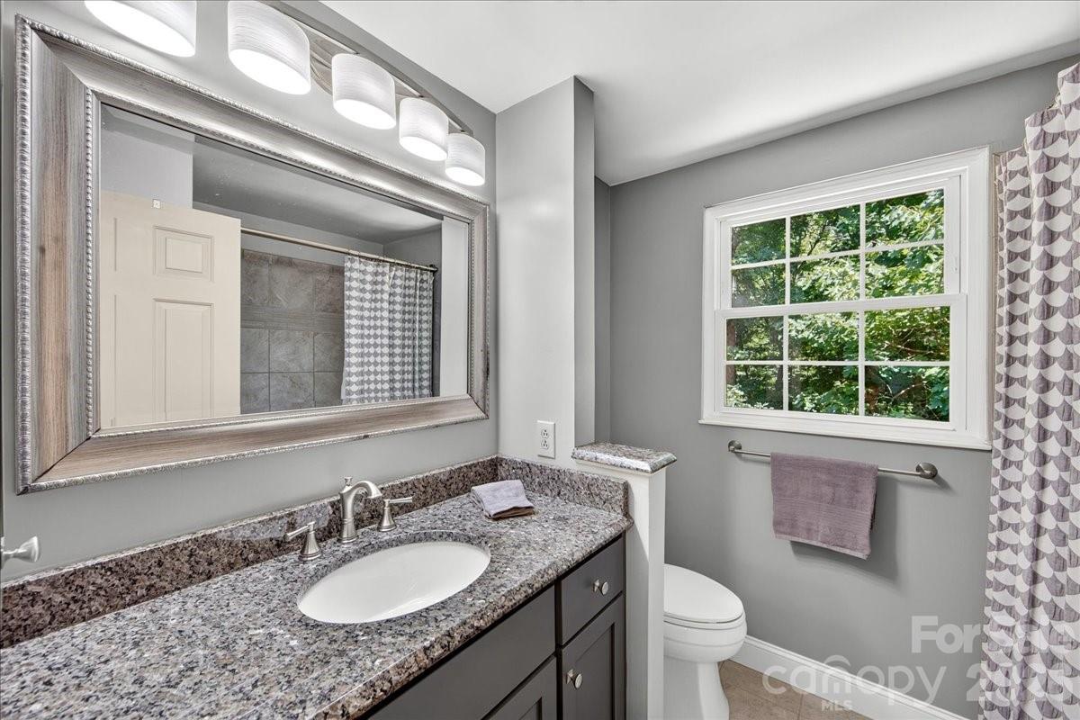 505 Glen Ellyn Court — Charlotte