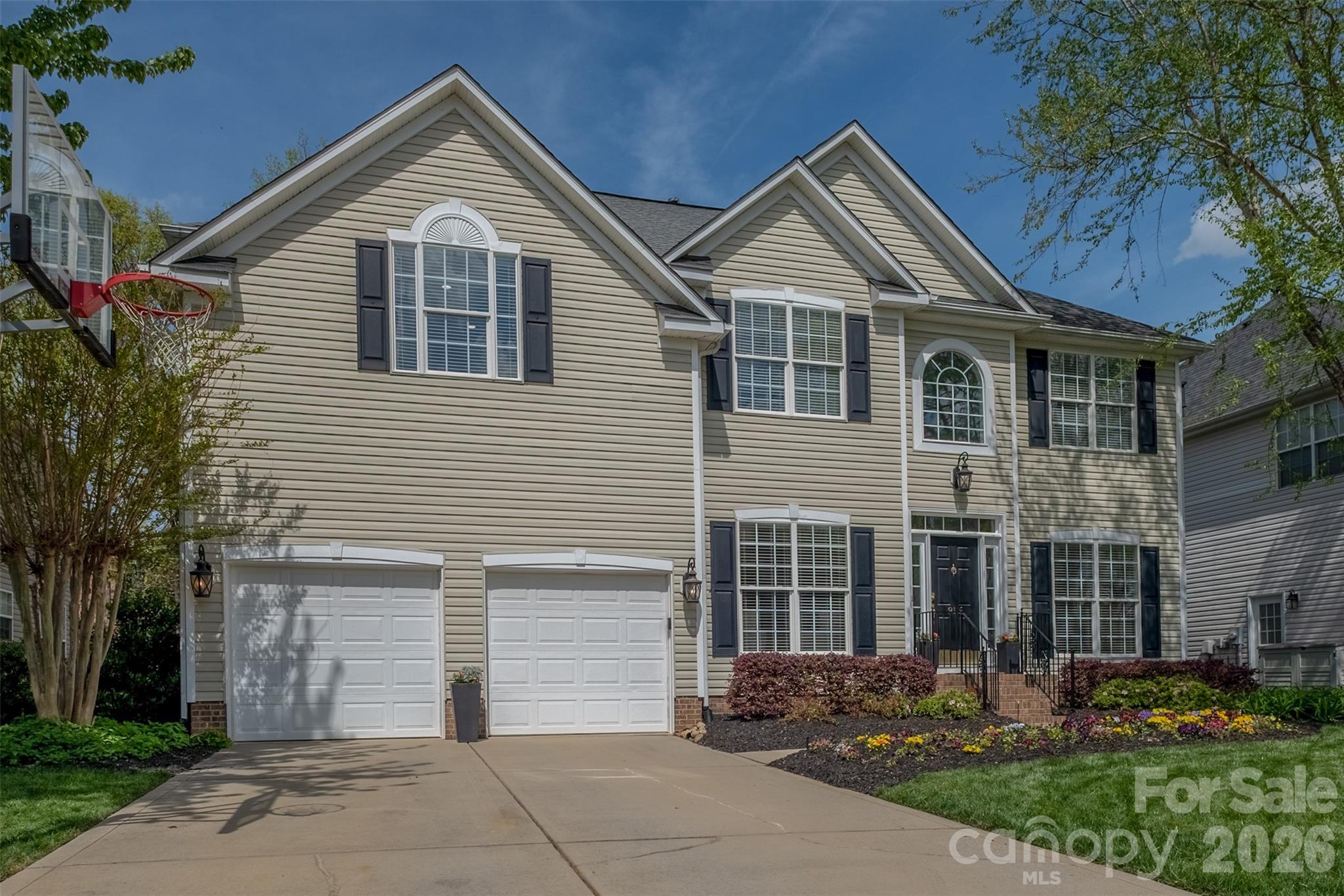 913 Grayscroft Drive — Waxhaw