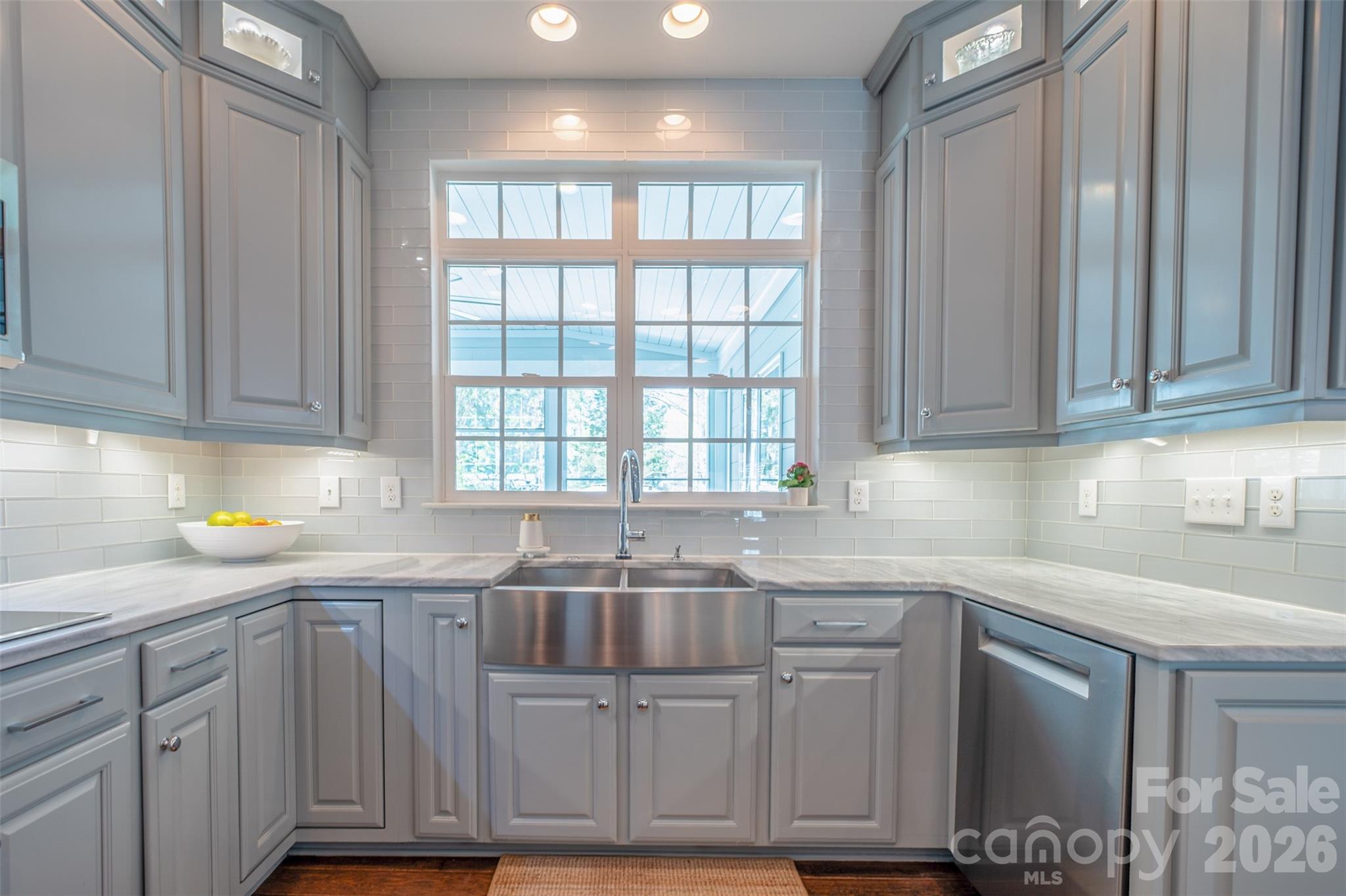 913 Grayscroft Drive — Waxhaw