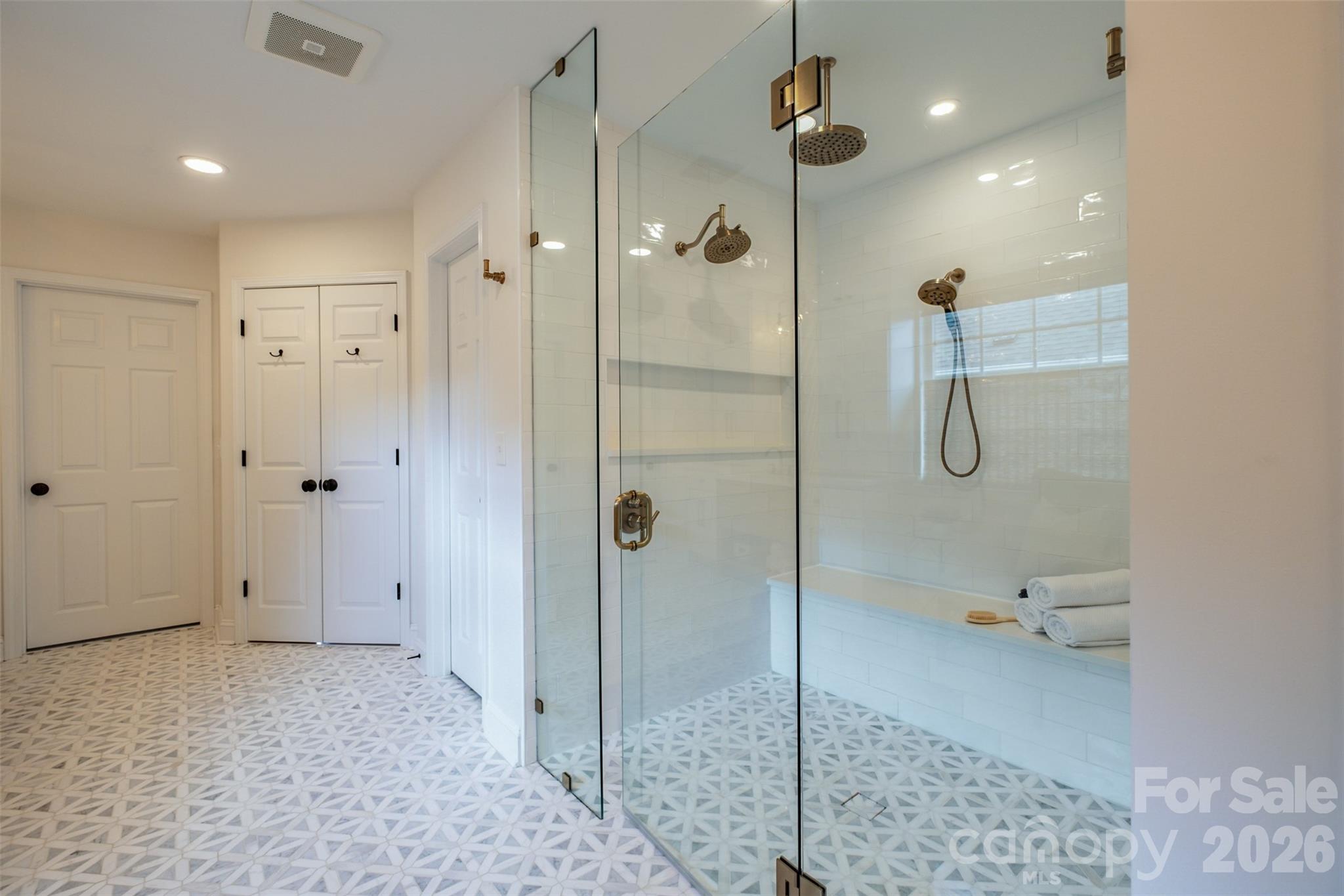 913 Grayscroft Drive — Waxhaw