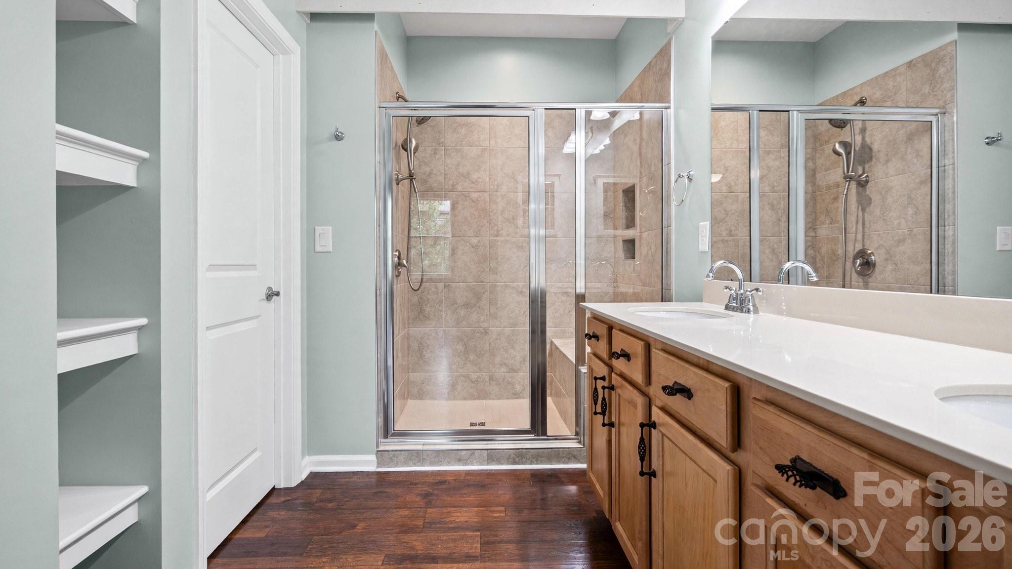 5129 Looking Glass Trail — Denver