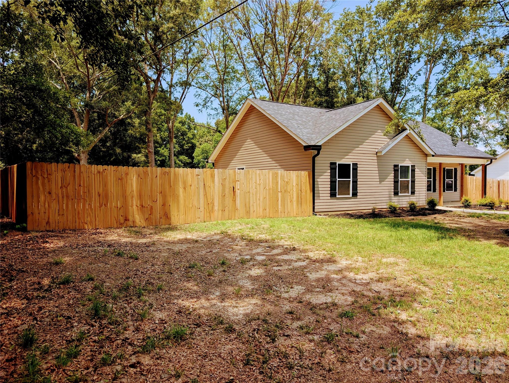 711 Guinn Street — Clover