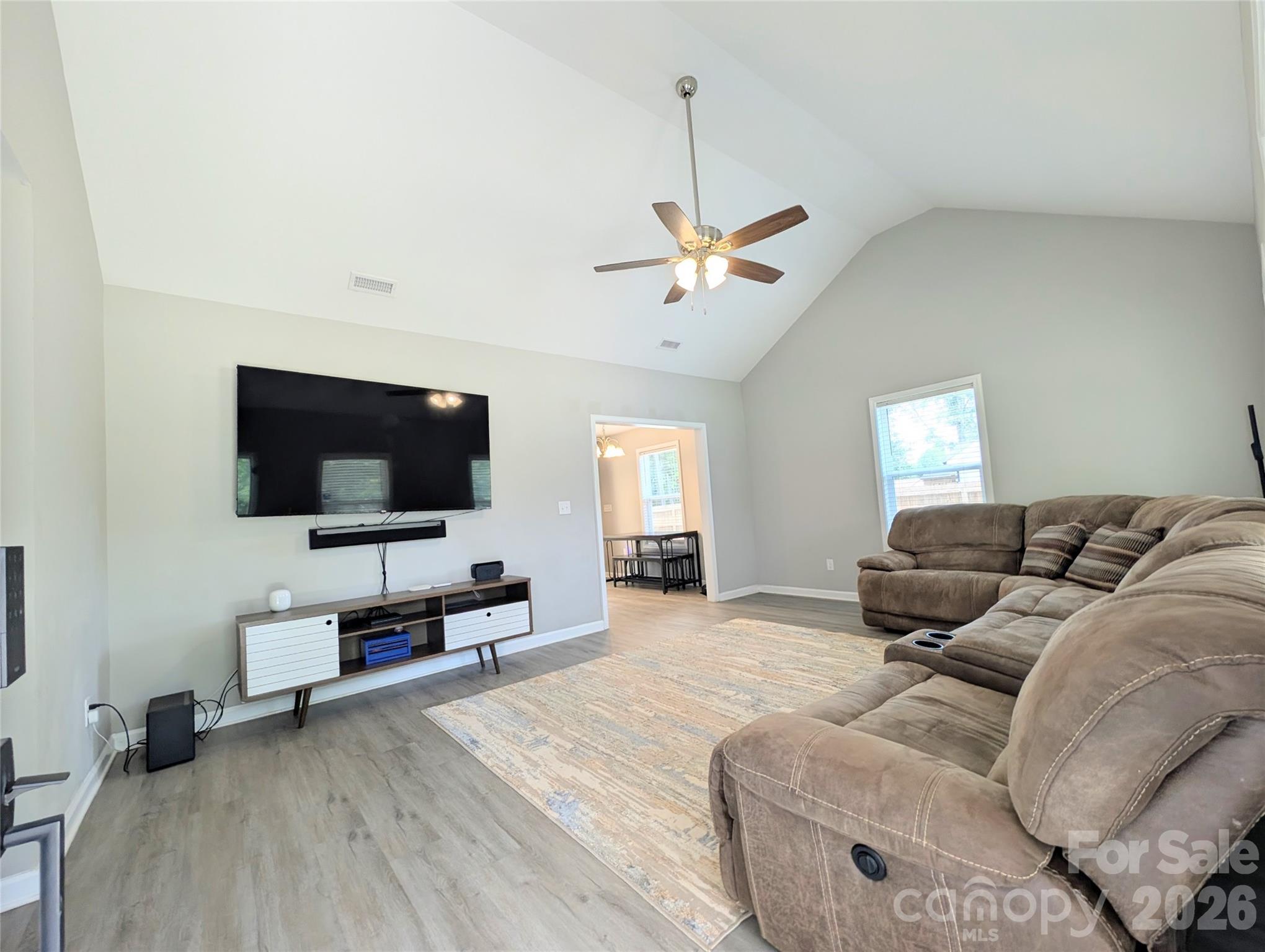 711 Guinn Street — Clover