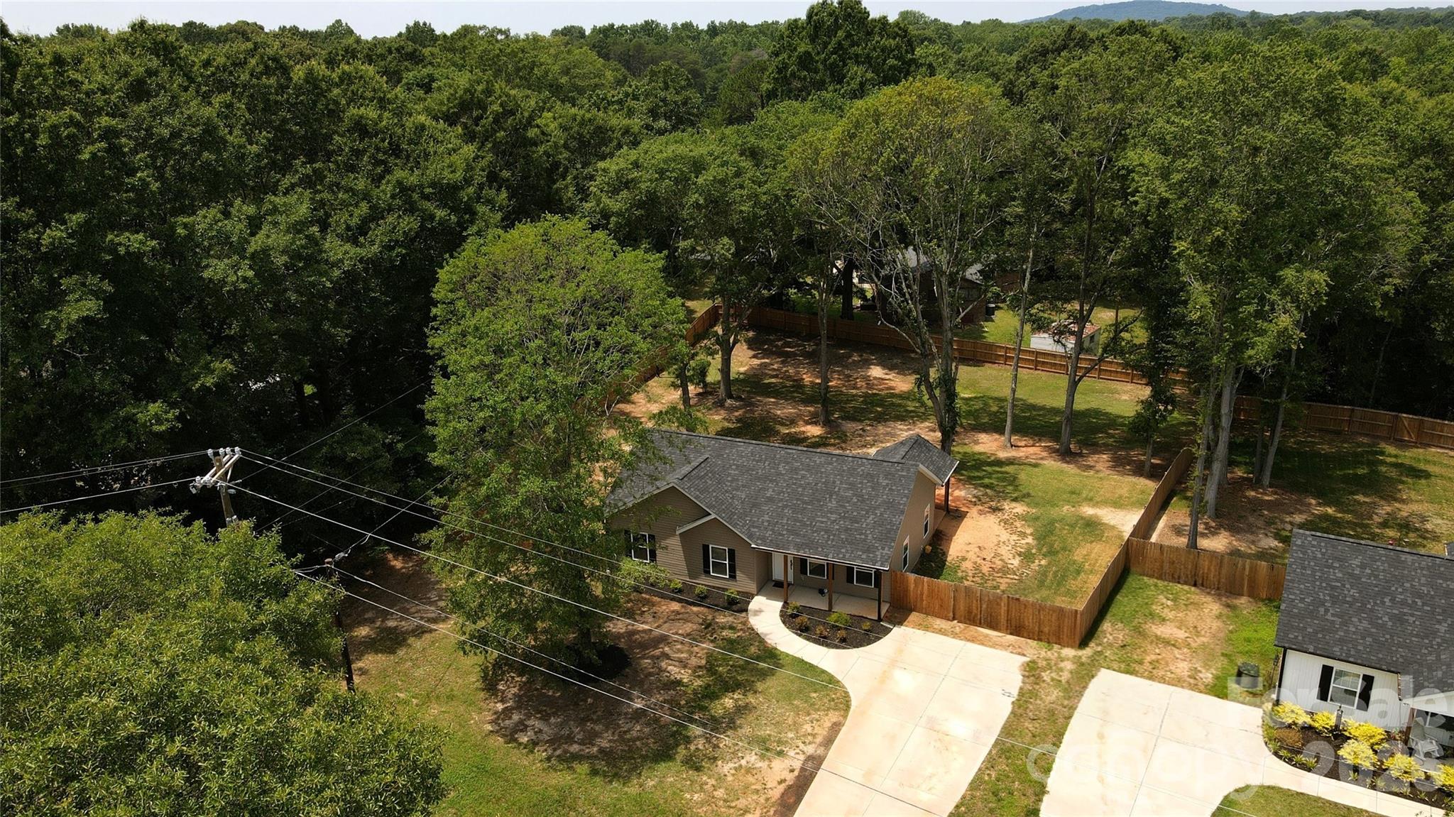 711 Guinn Street — Clover