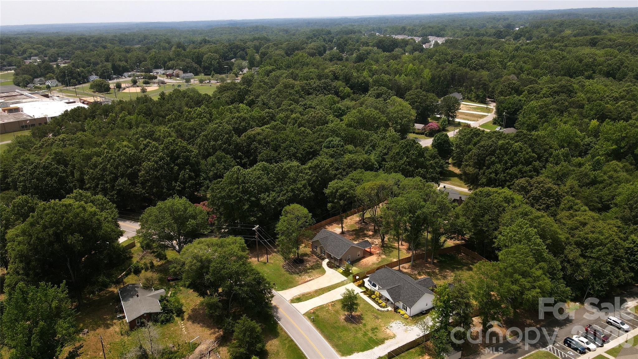 711 Guinn Street — Clover