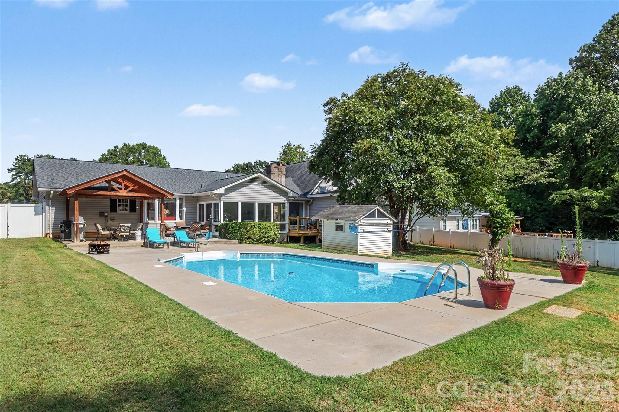 220 Roger Drive — Salisbury