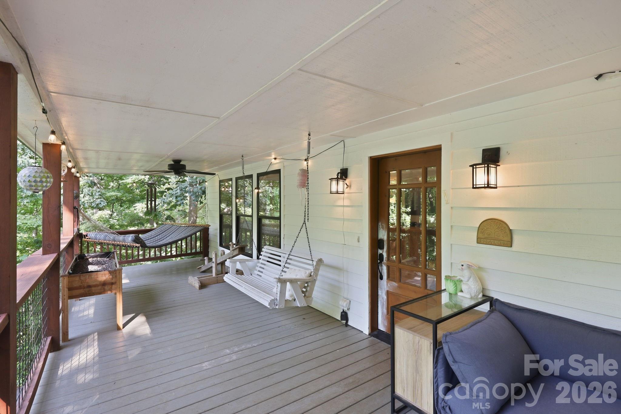 2 Coneflower Court — Black Mountain