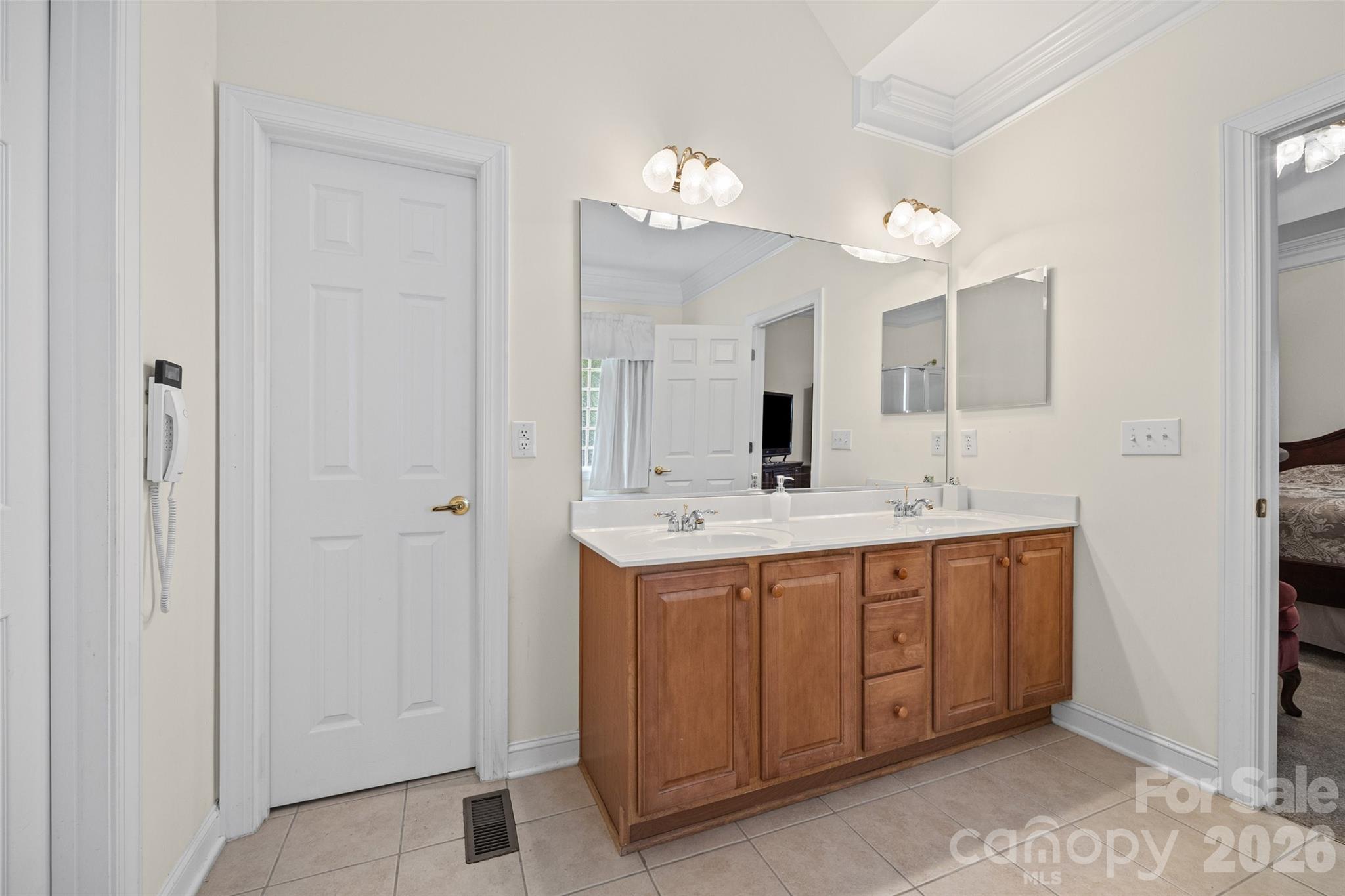 8809 Nellie Lane — Waxhaw