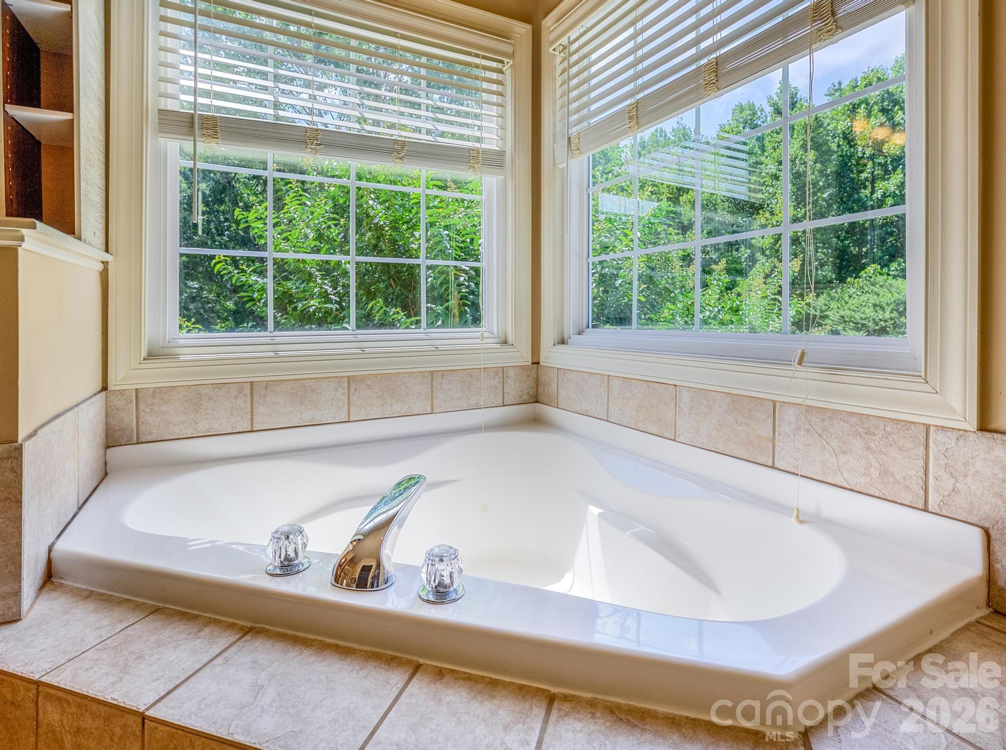 6231 Neptune Drive — Denver