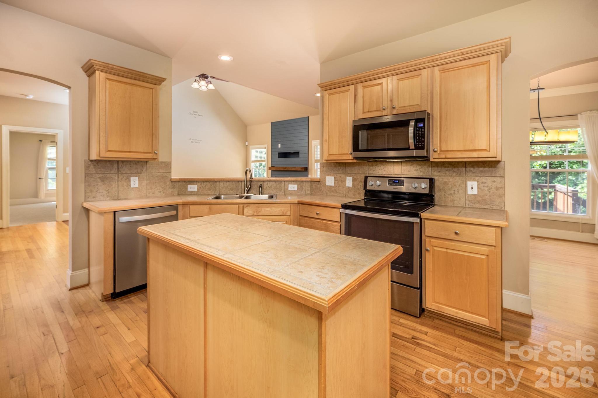 6231 Neptune Drive — Denver