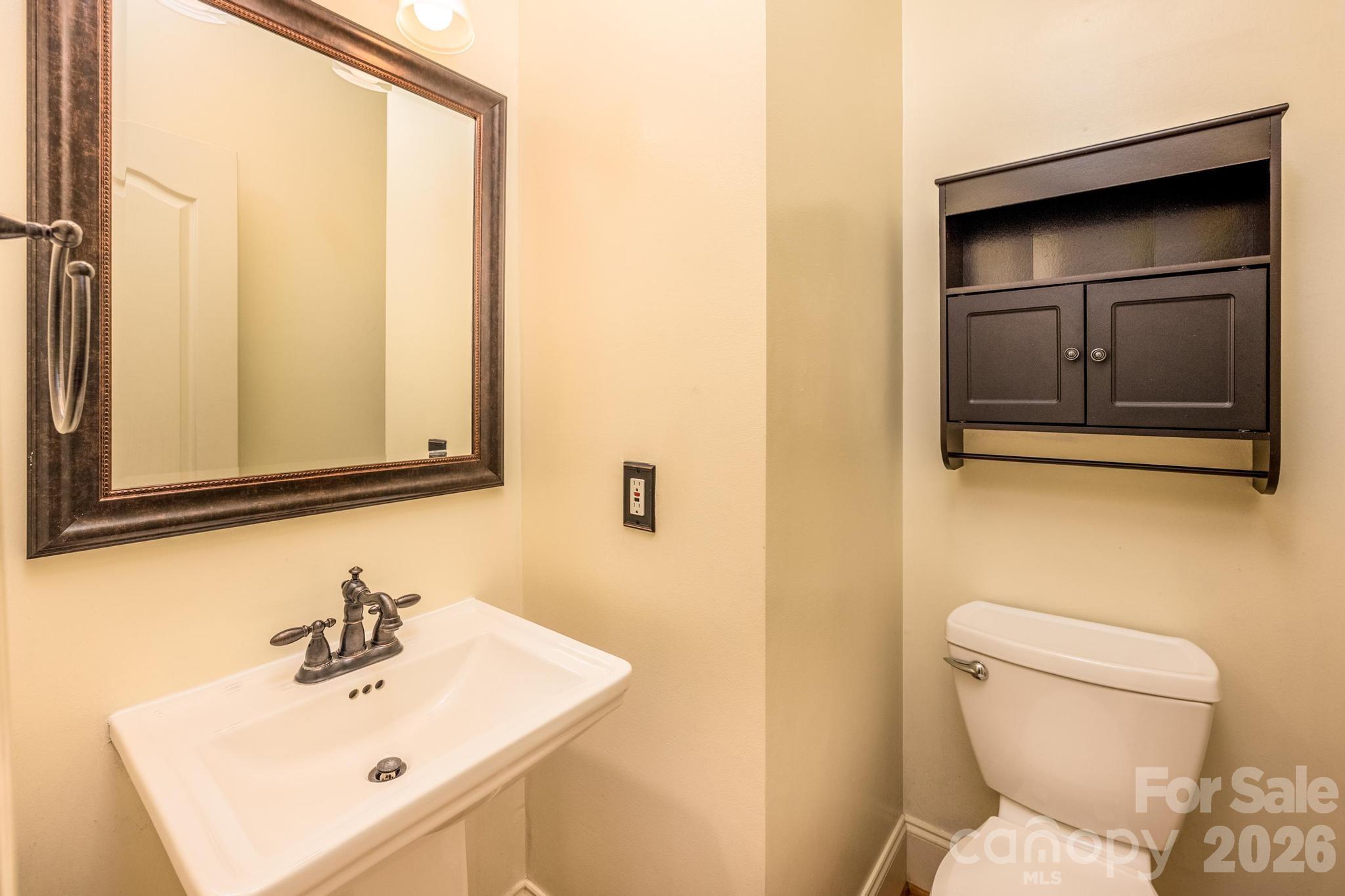 6231 Neptune Drive — Denver