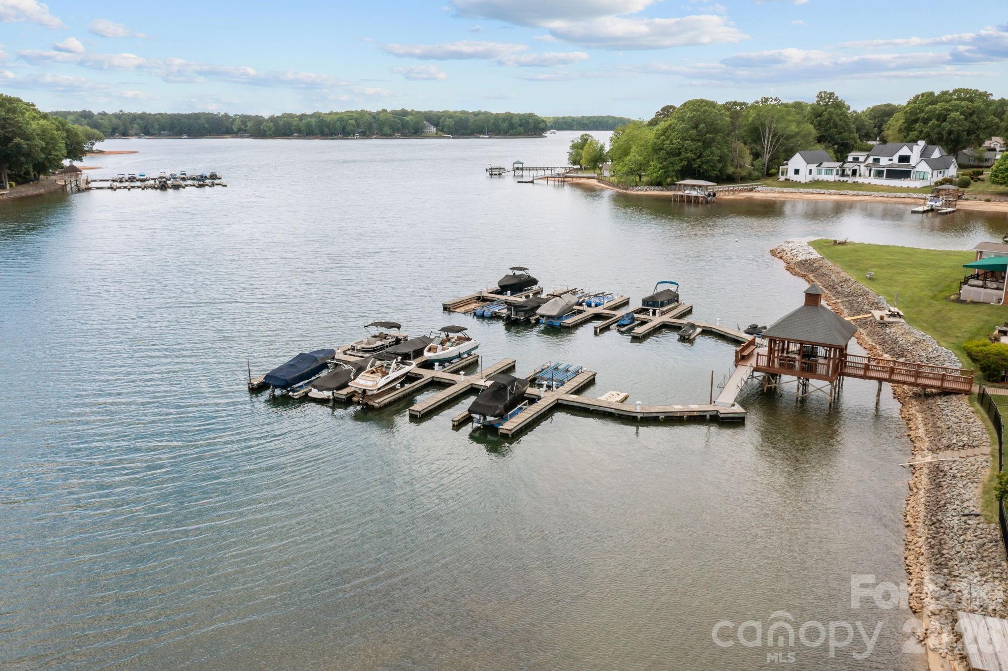 7322 Swansea Lane — Cornelius