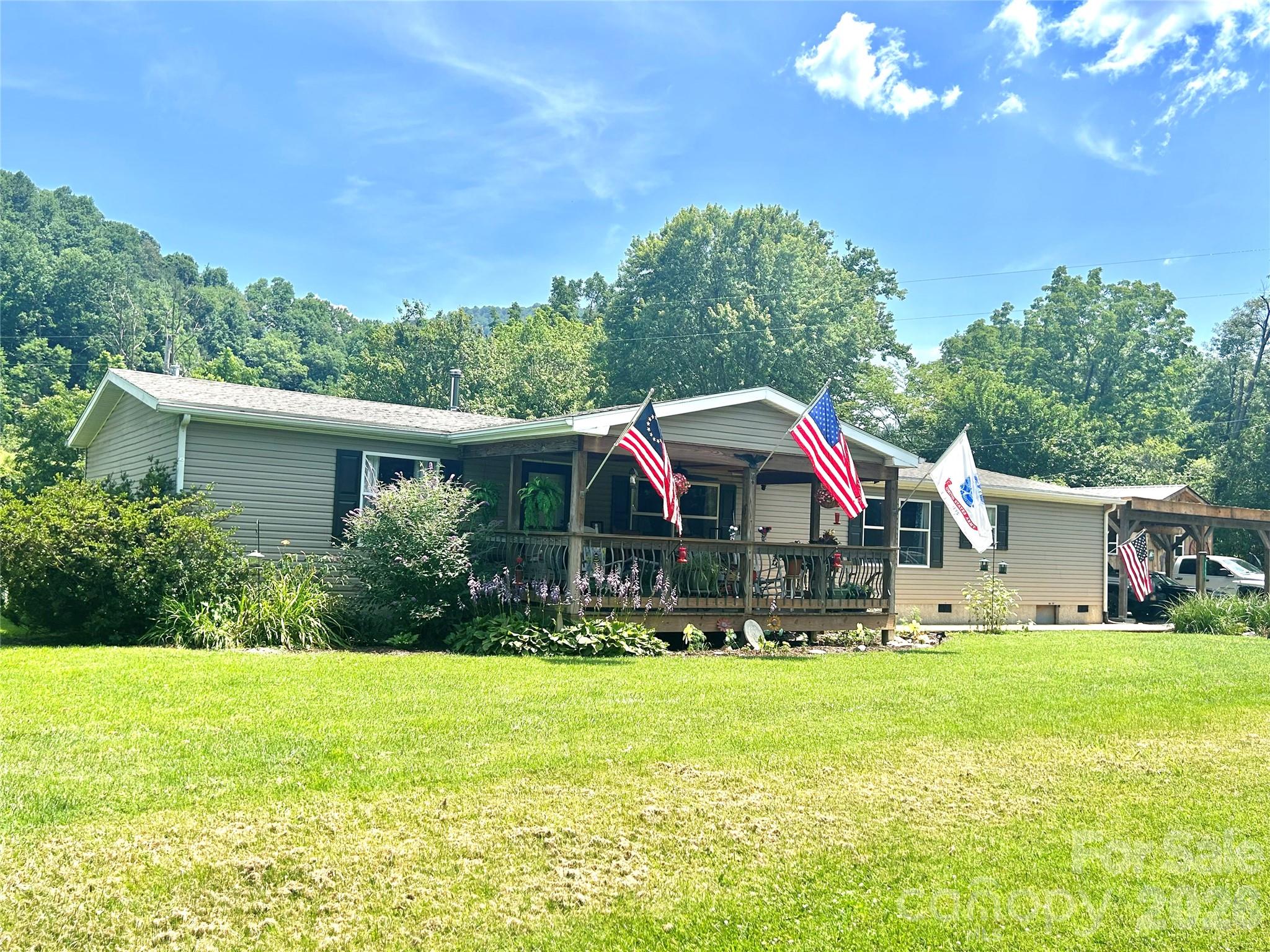 10755 NC 209 Highway — Hot Springs