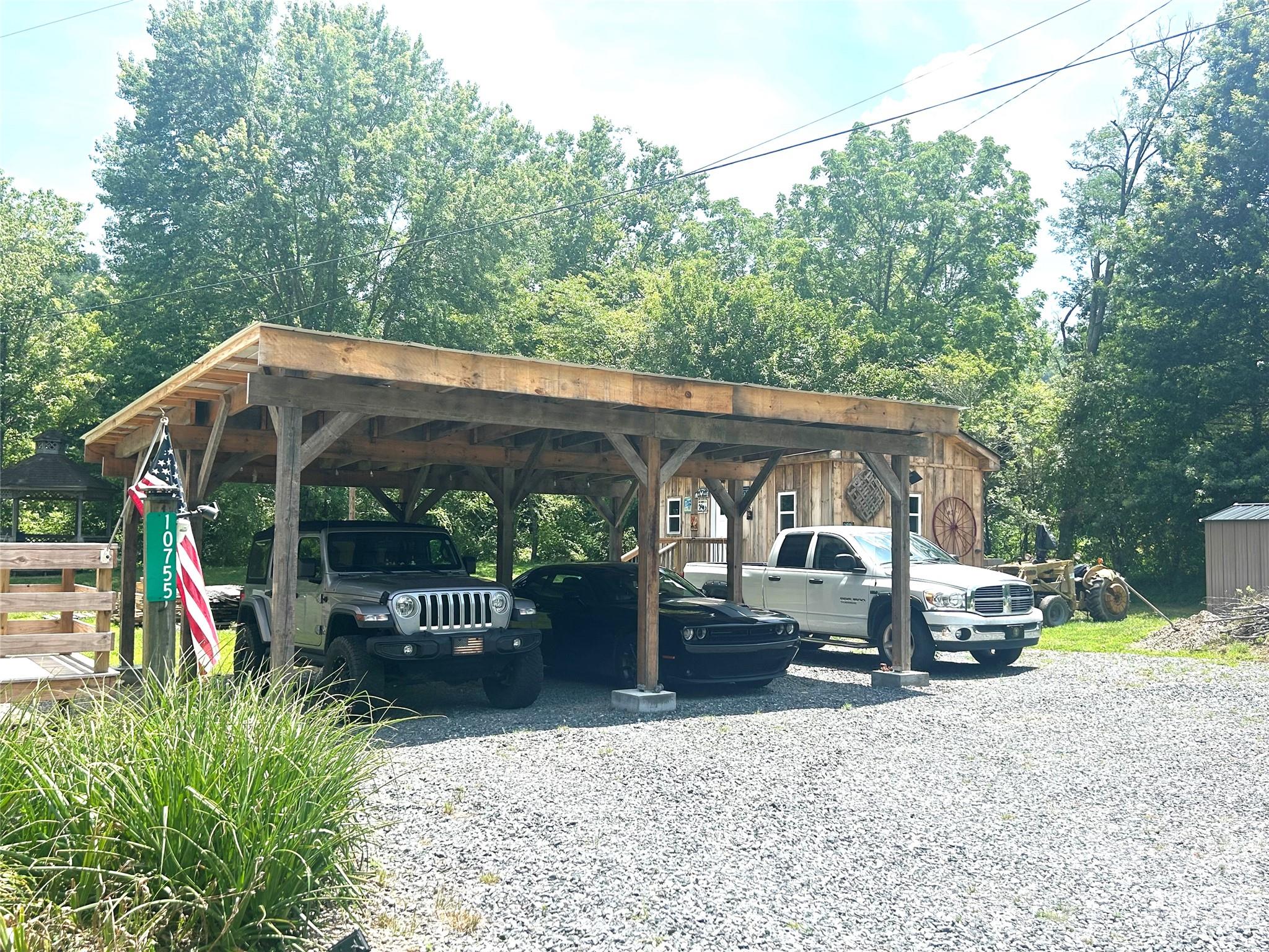 10755 NC 209 Highway — Hot Springs