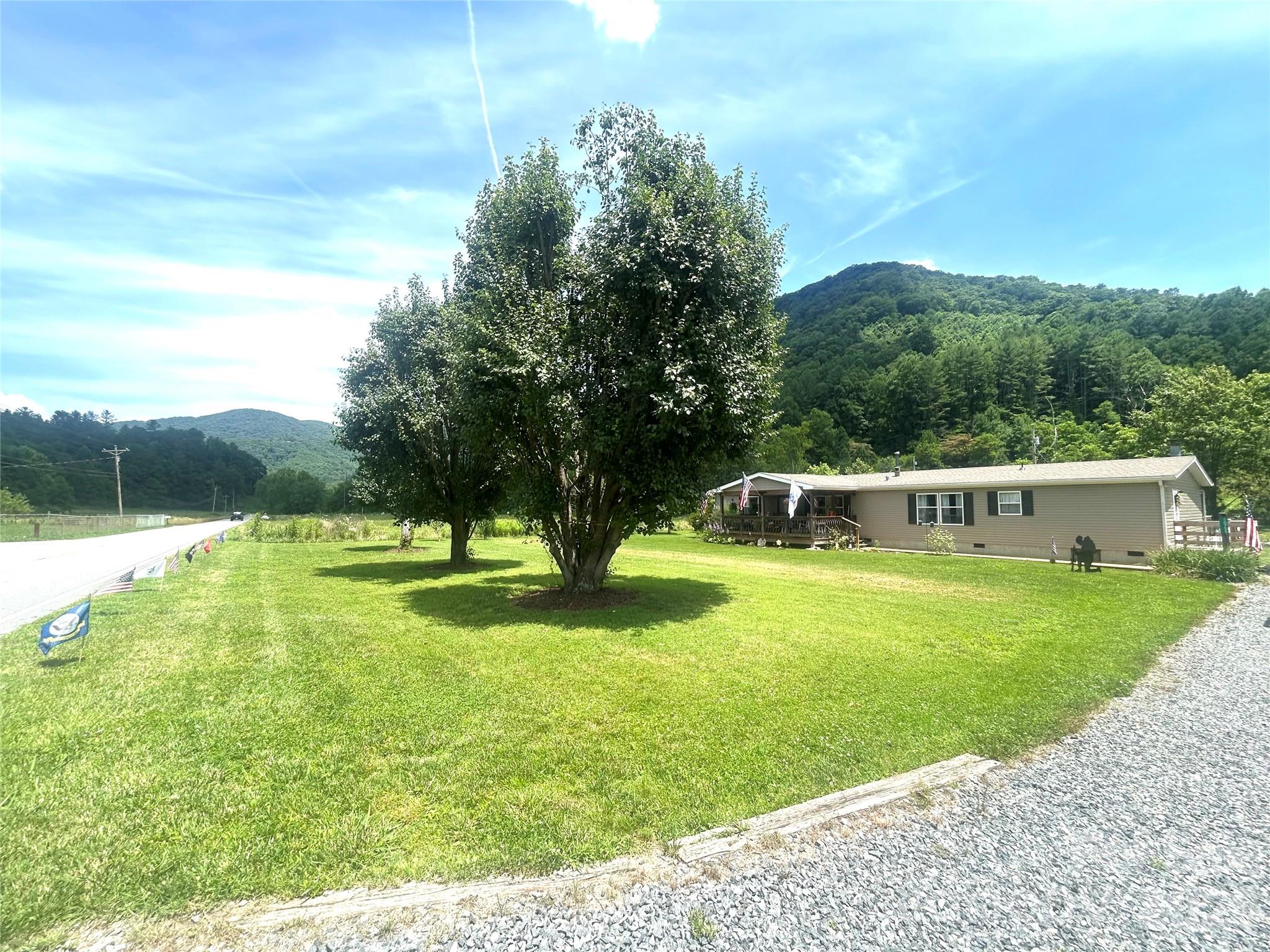 10755 NC 209 Highway — Hot Springs