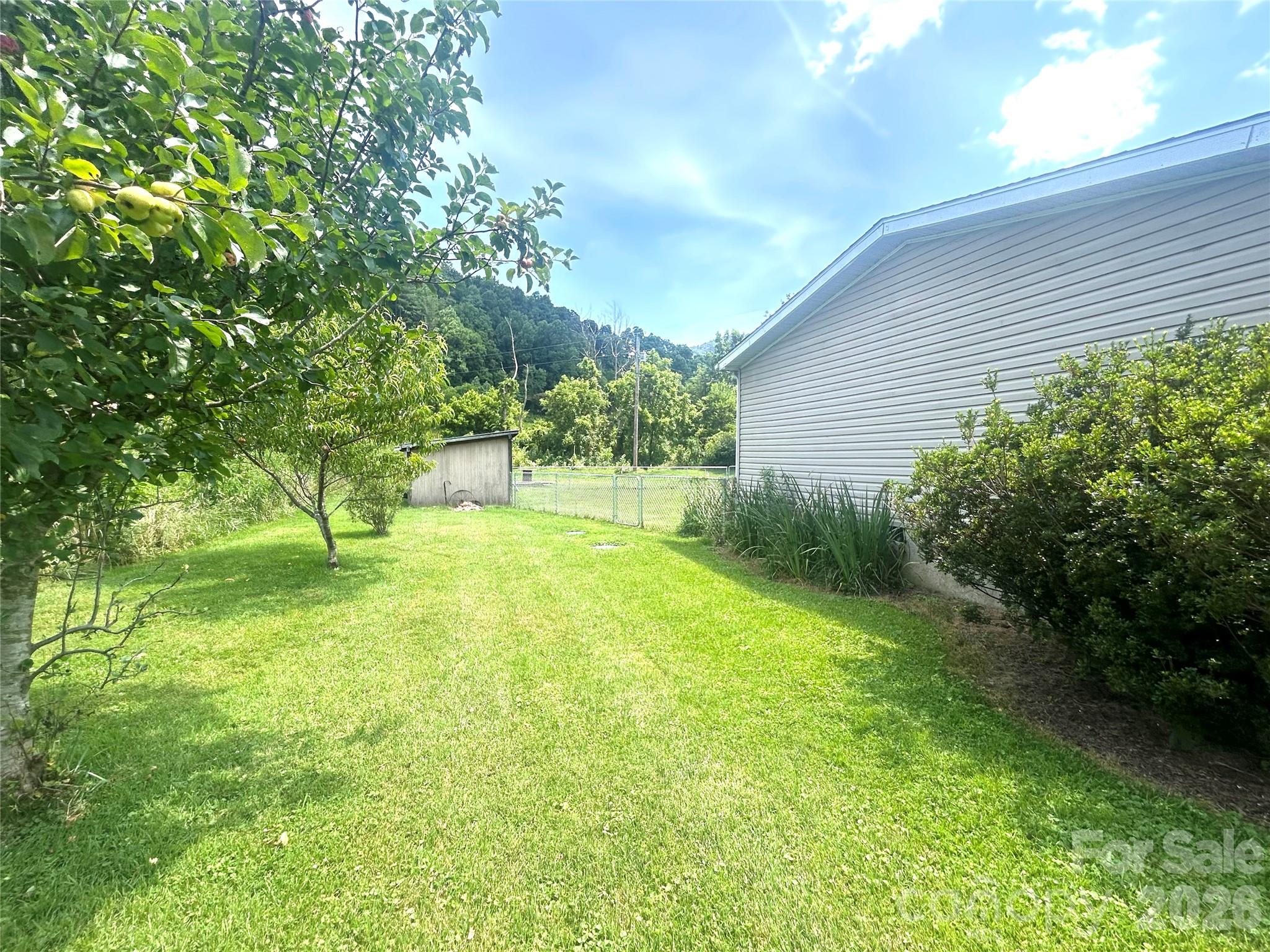 10755 NC 209 Highway — Hot Springs