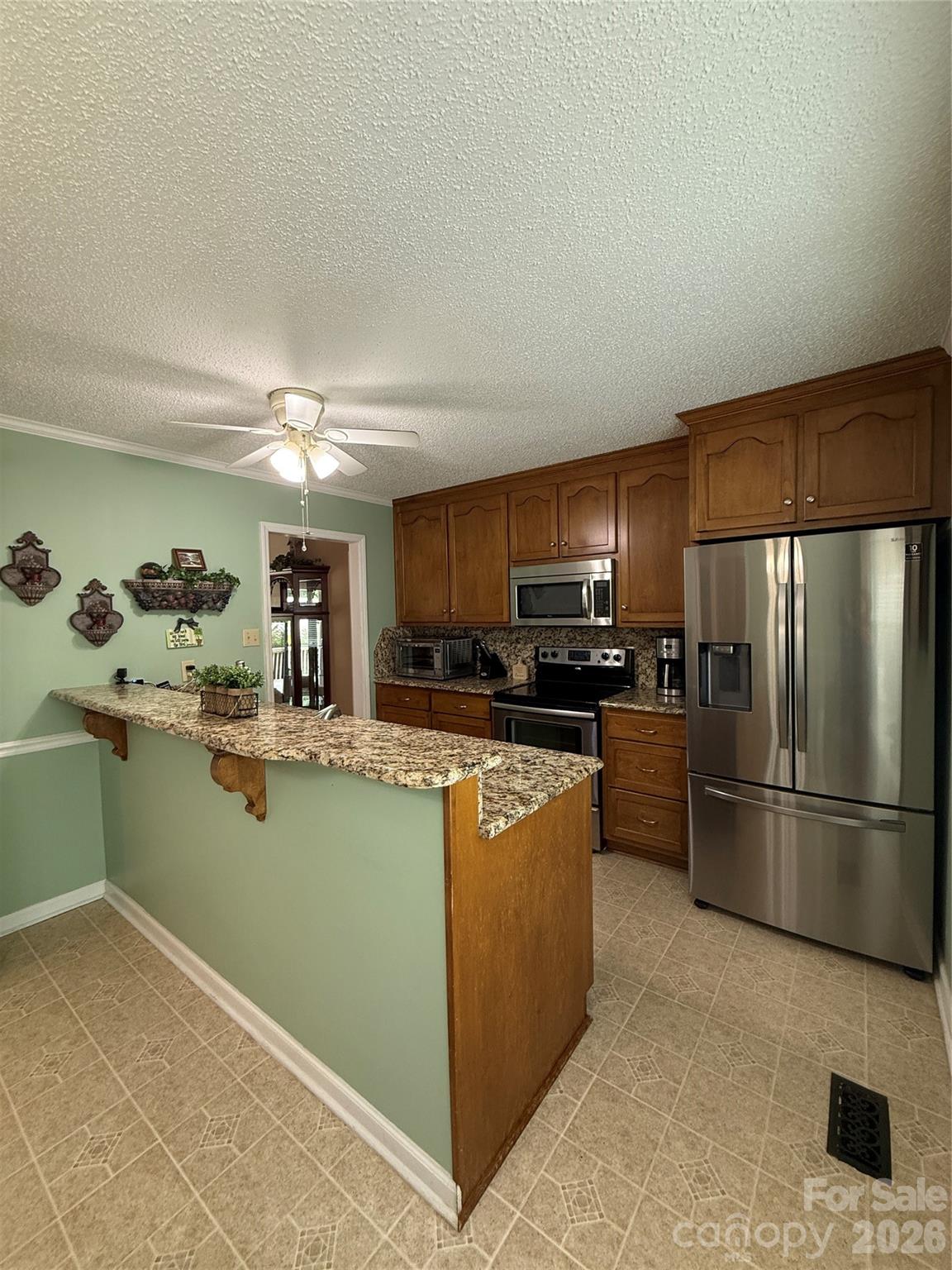 1100 Jennifer Lane — Cherryville