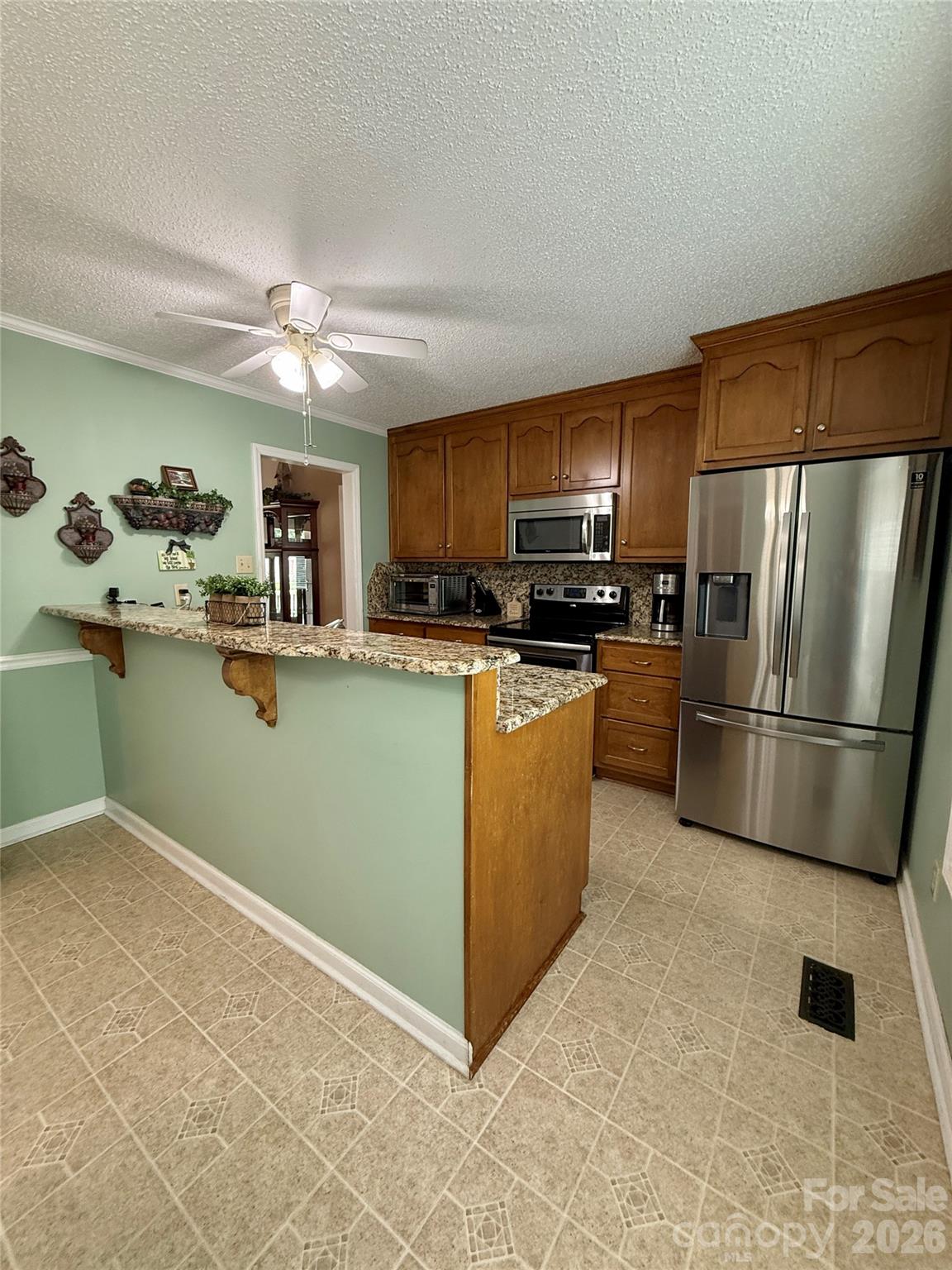 1100 Jennifer Lane — Cherryville