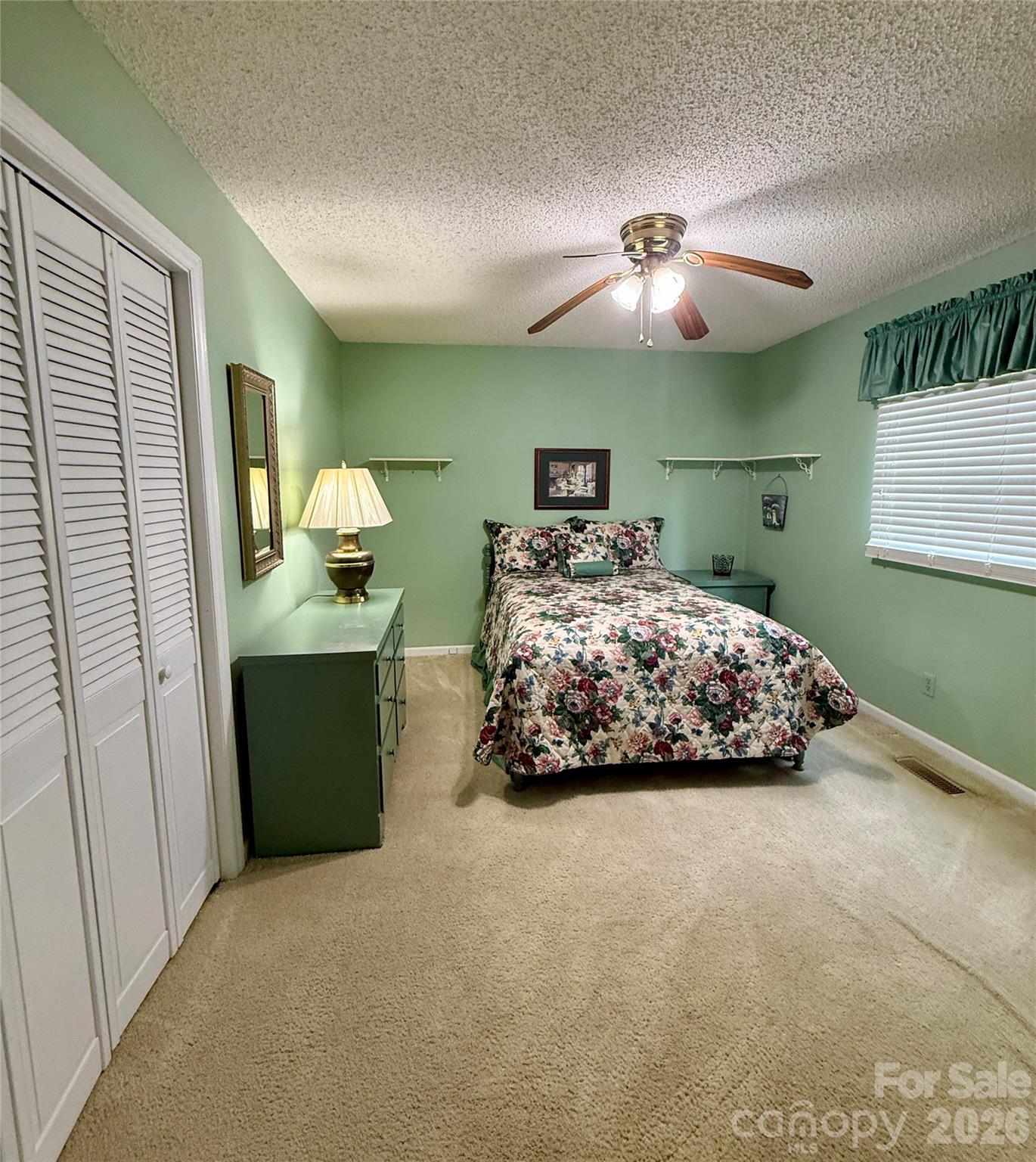 1100 Jennifer Lane — Cherryville