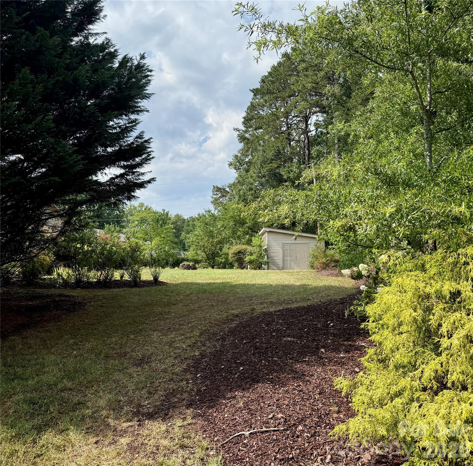 1100 Jennifer Lane — Cherryville