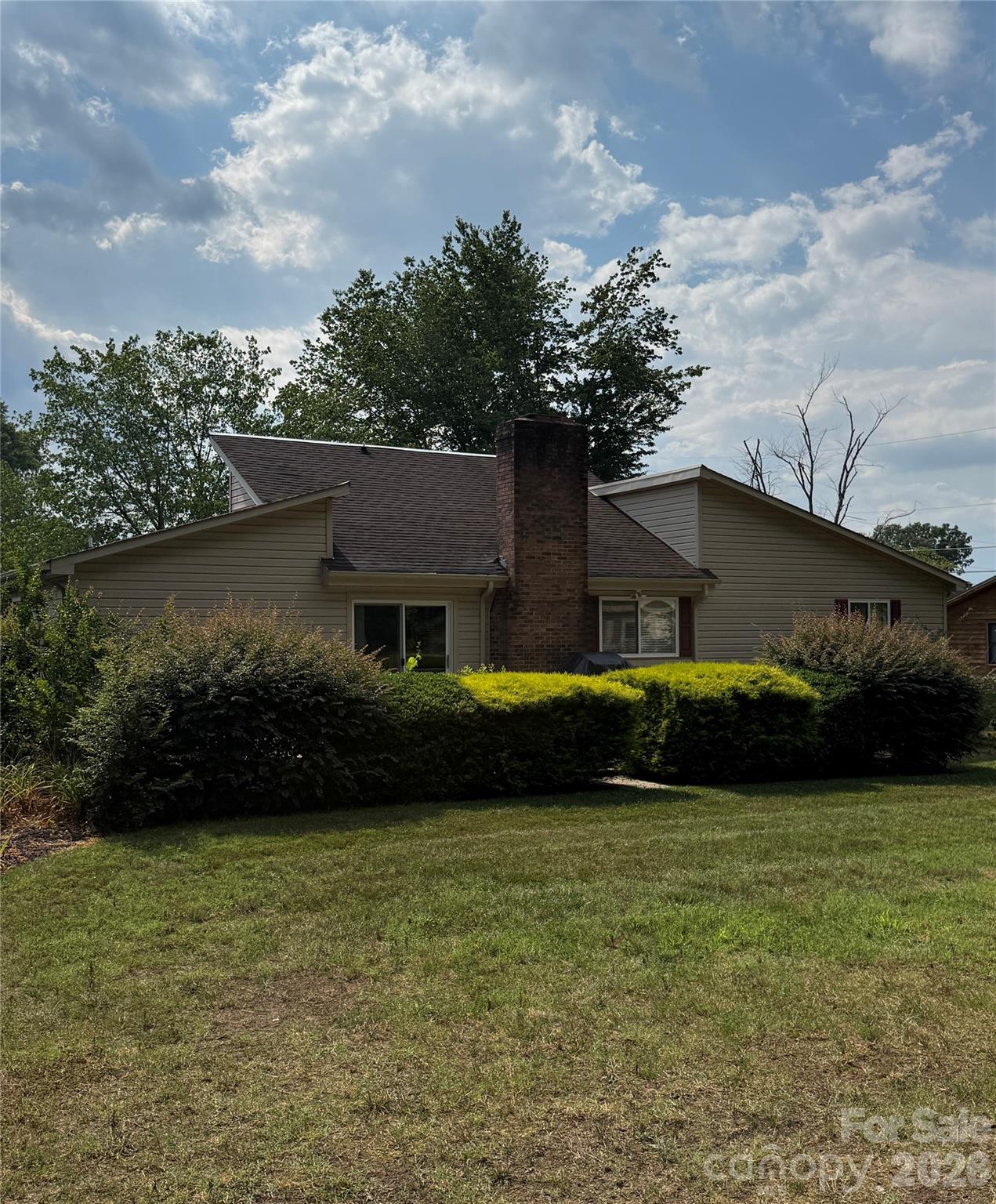 1100 Jennifer Lane — Cherryville